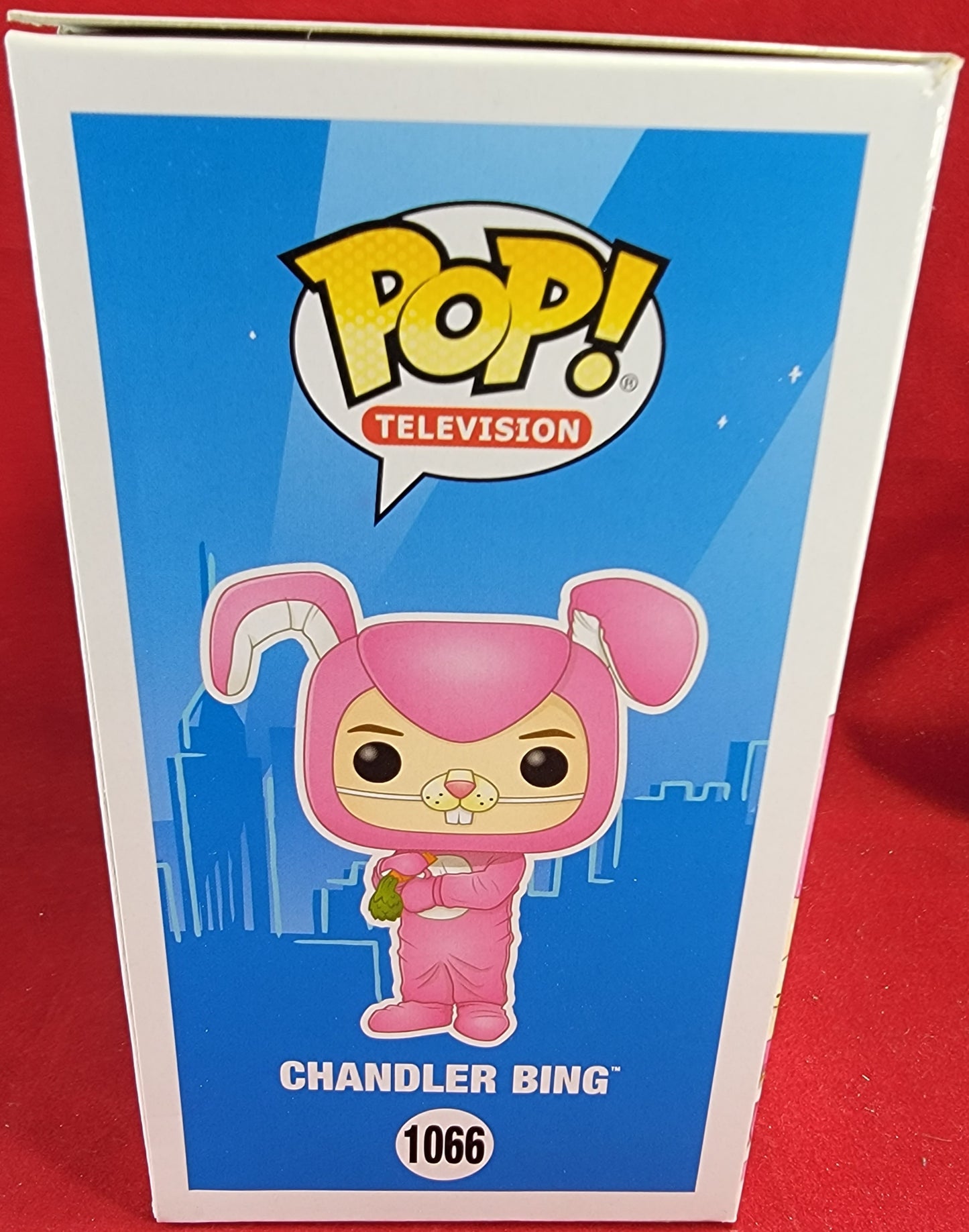 Chandler bing target con 2021 exclusive funko # 1061 (nib)