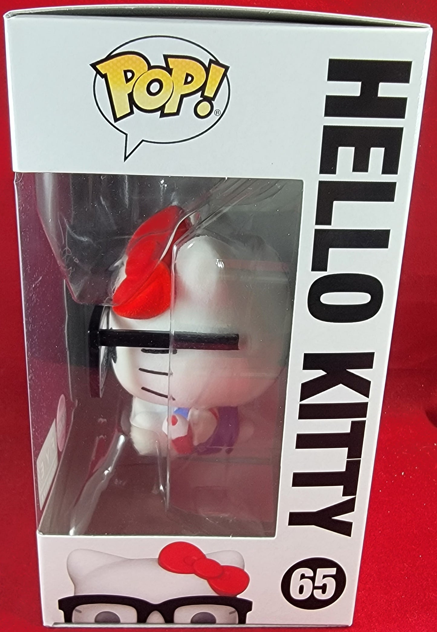 Hello kitty fye exclusive funko # 65 (nib)