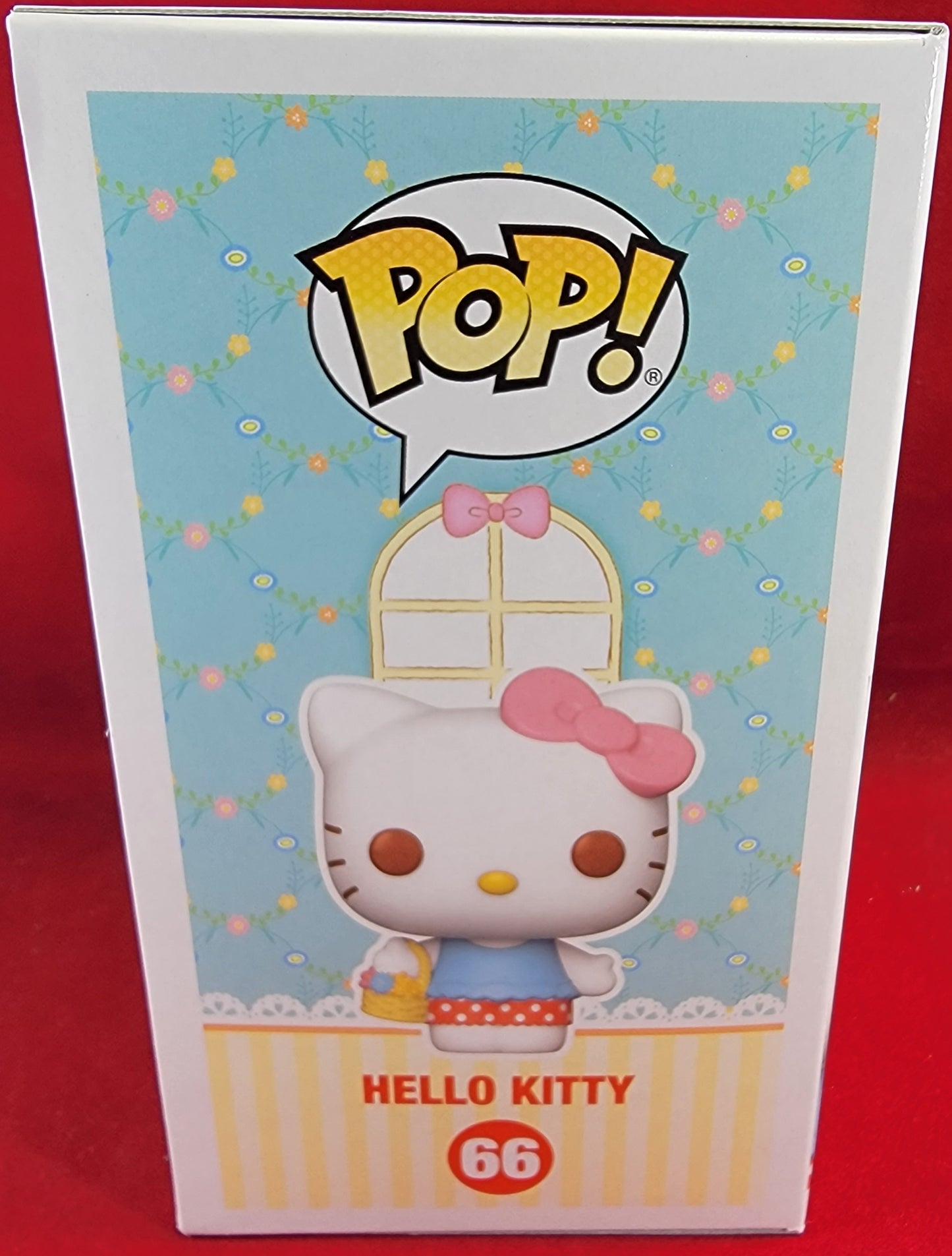 Hello kitty hot topic exclusive funko # 66 (nib)