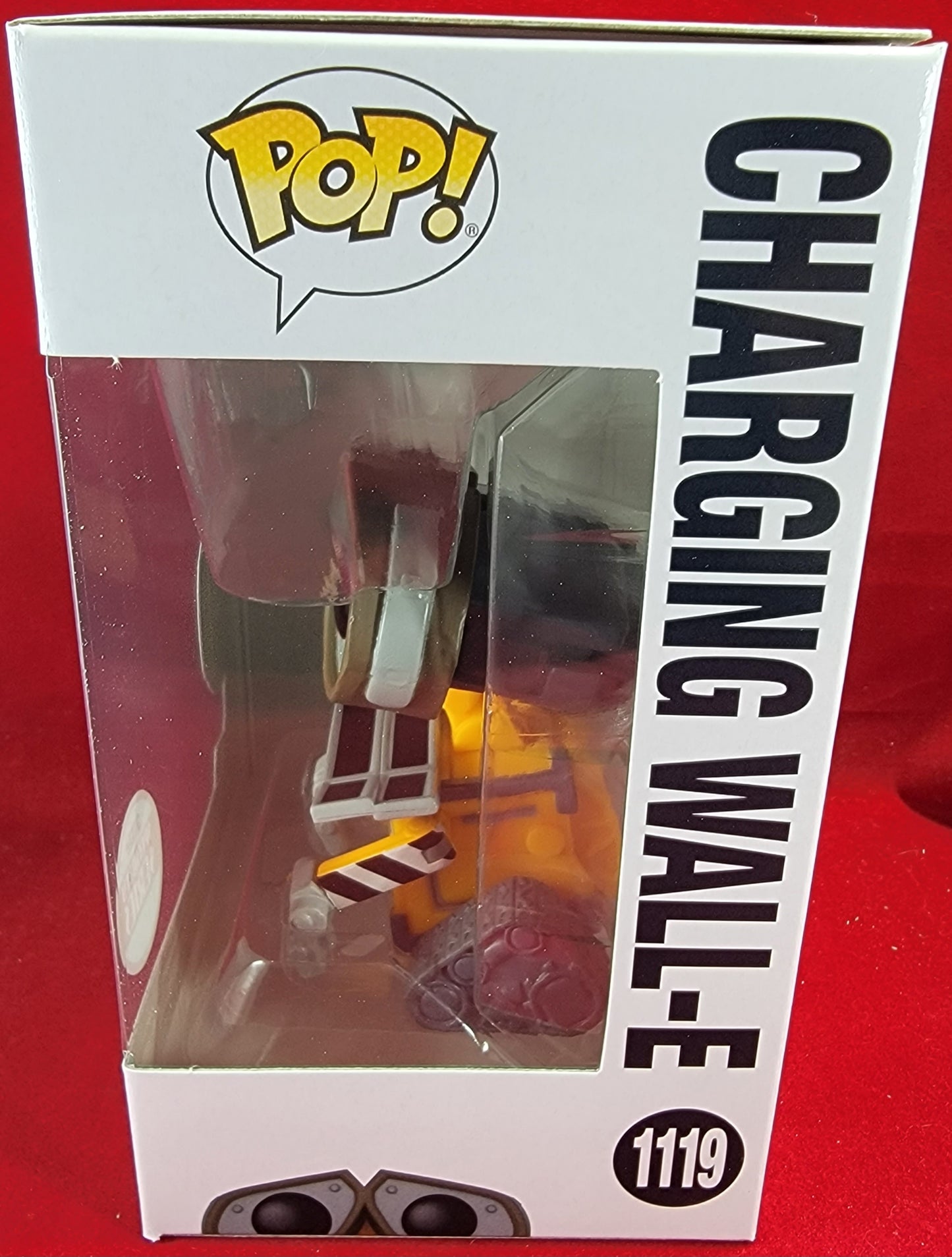 Charging wall-e specialty series funko # 1119 (nib)