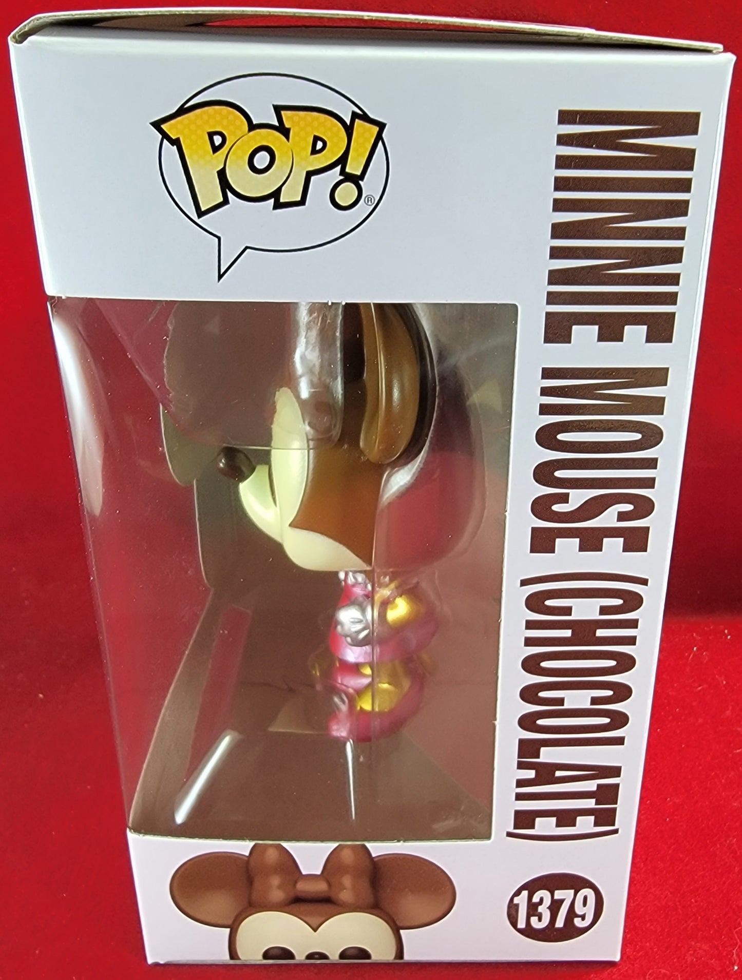 Minnie mouse (chocolate) funko # 1379 (nib) with pop protector