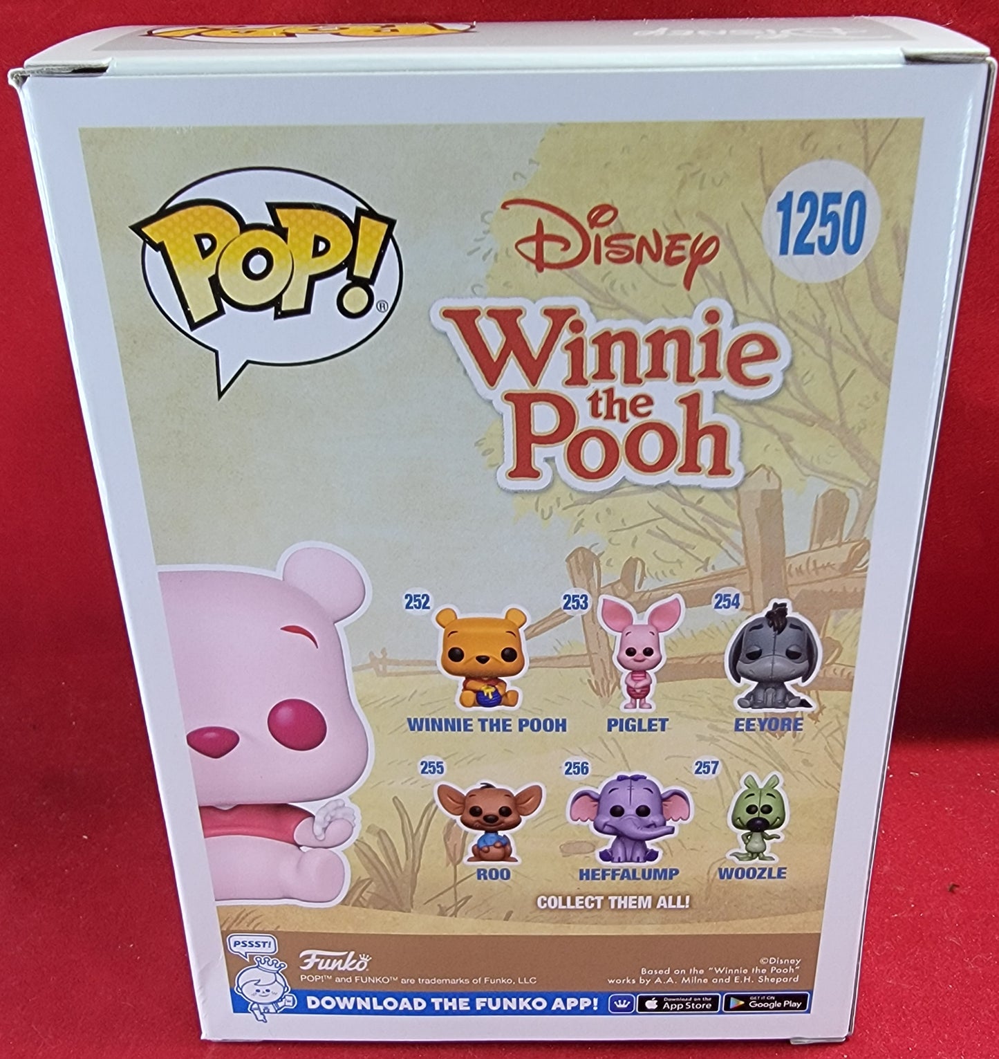 Winnie the pooh hot topic exclusive funko # 1250 (nib)
With pop protector