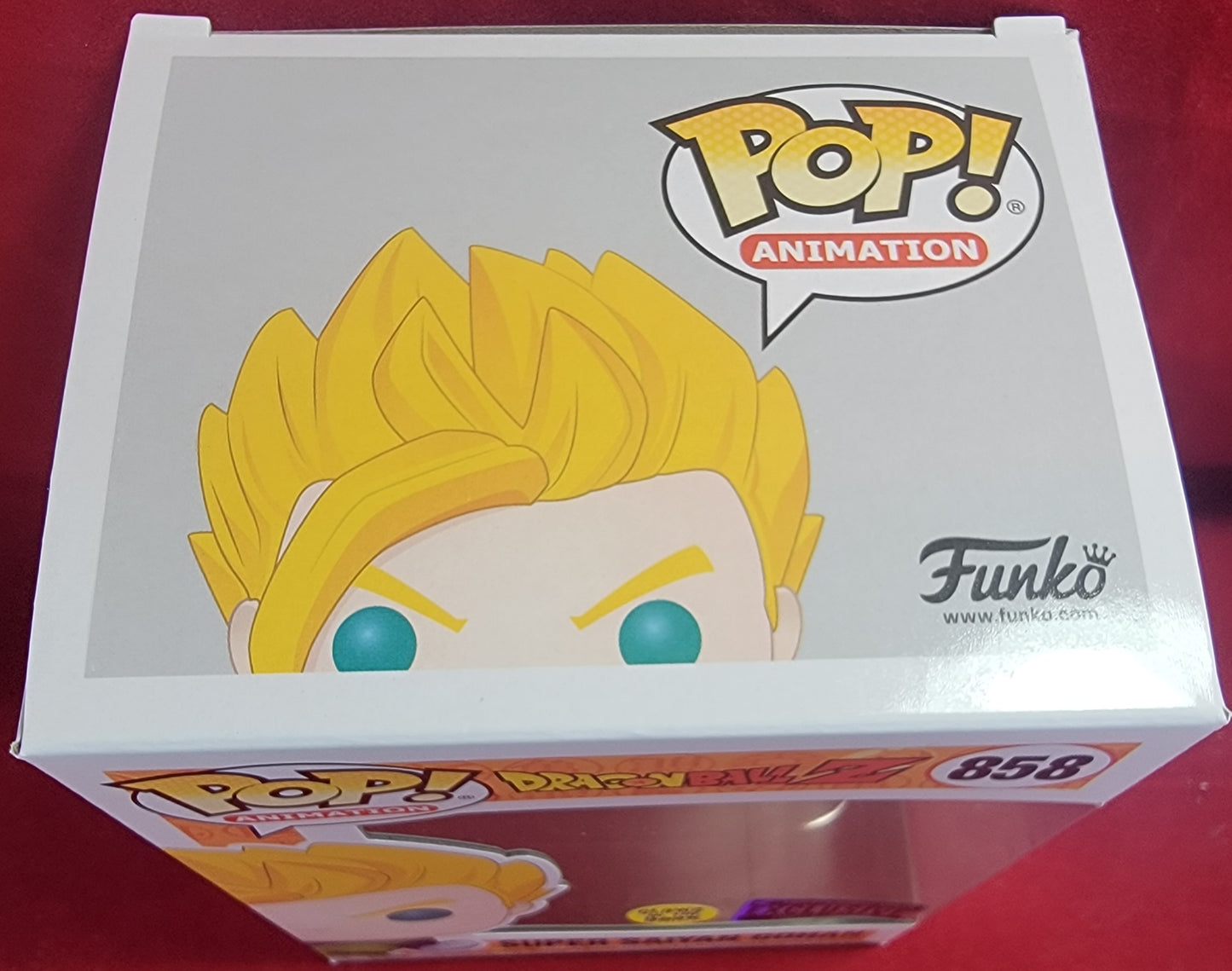 DragonBall z entertainment earth exclusive # 858 (nib)
With pop protector