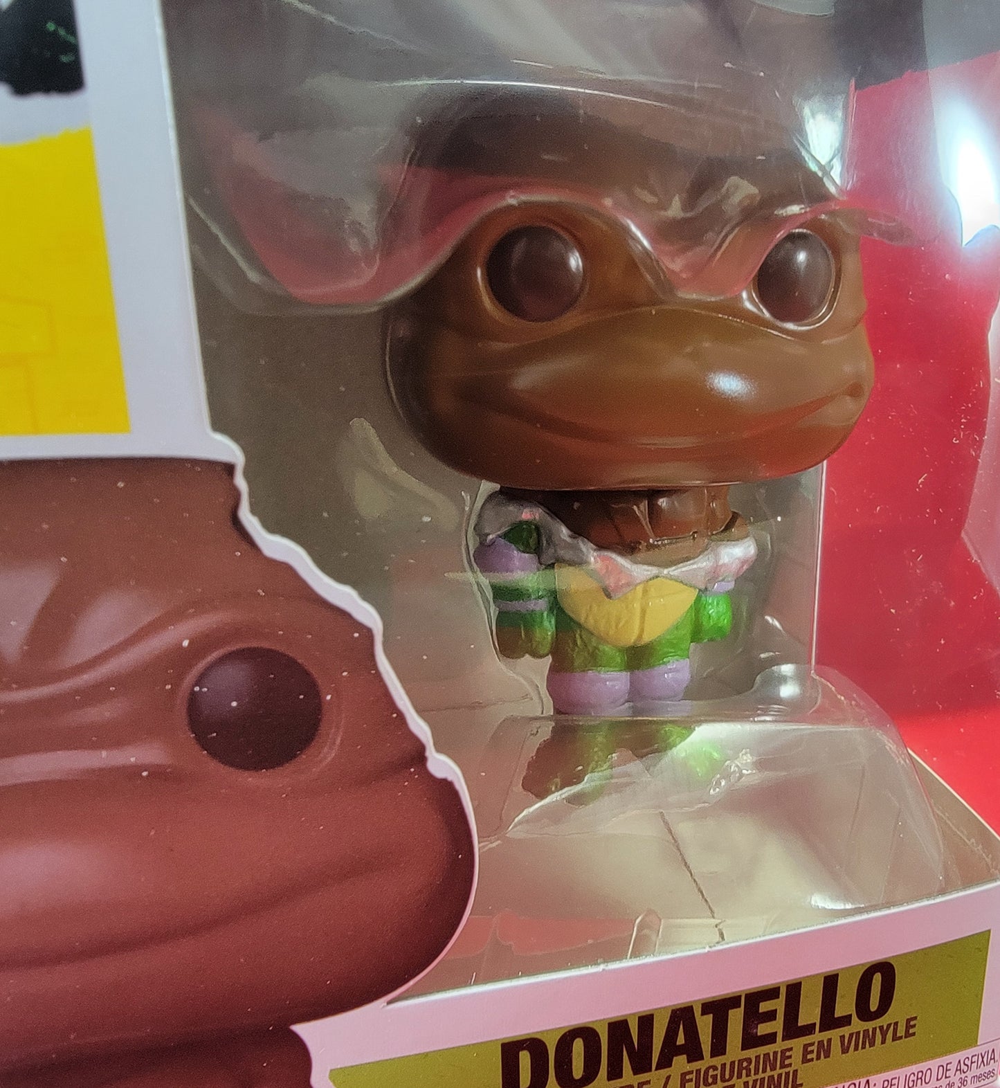 Donatello funko # 1418 (nib)
With pop protector