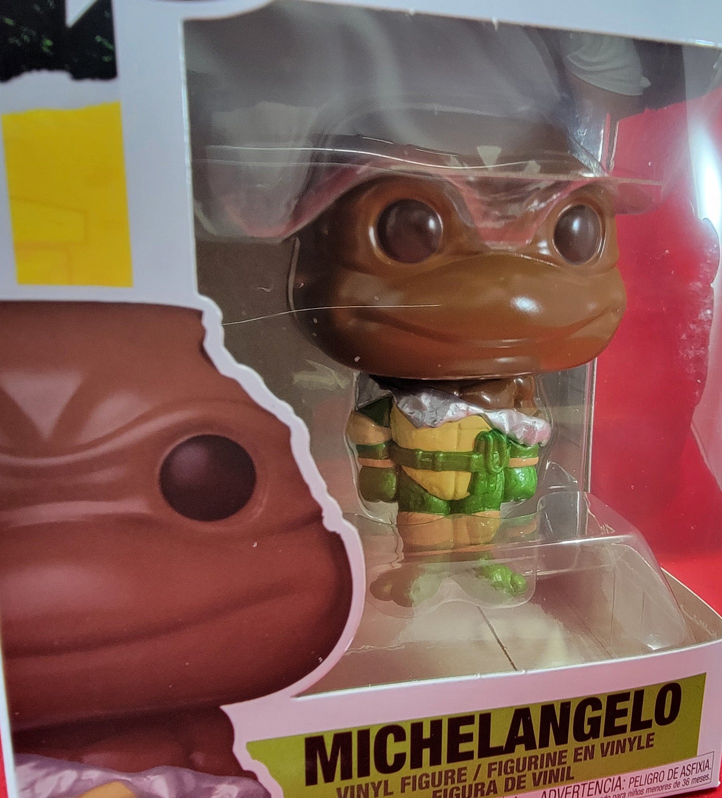 Michelangelo funko # 1417 (nib)
With pop protector