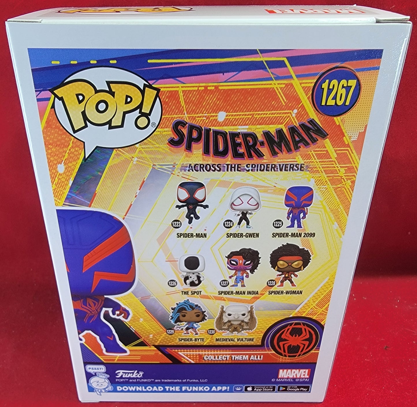 Spider-Man 2099 entertainment earth funko # 1267 (nib)
With pop protector