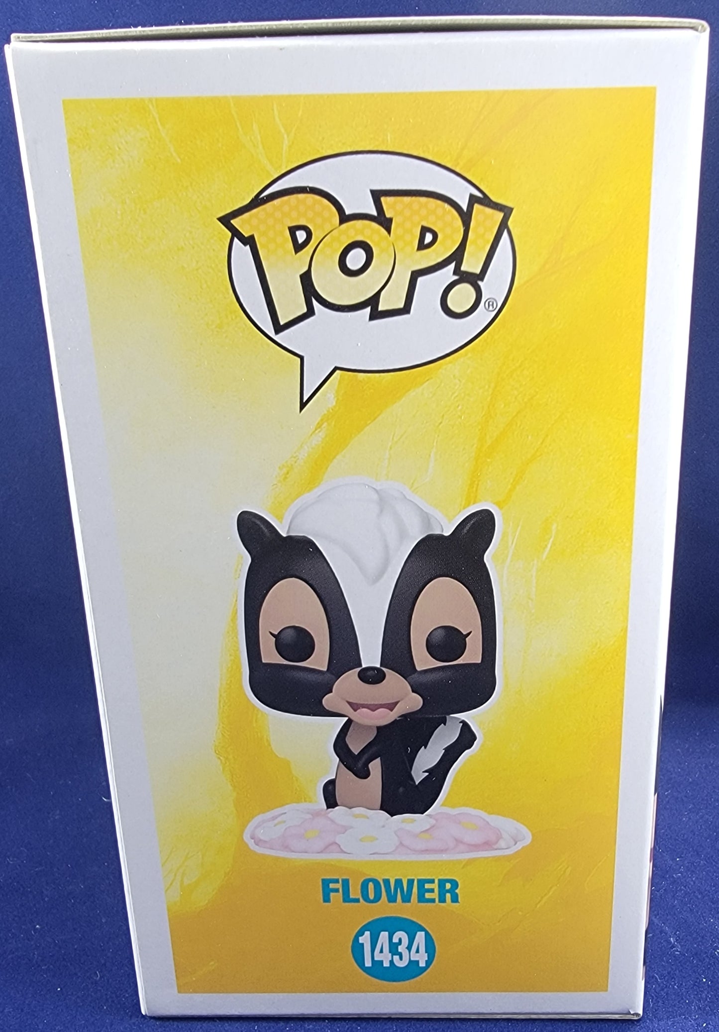 Flower funko # 1434 (nib)
With pop protector