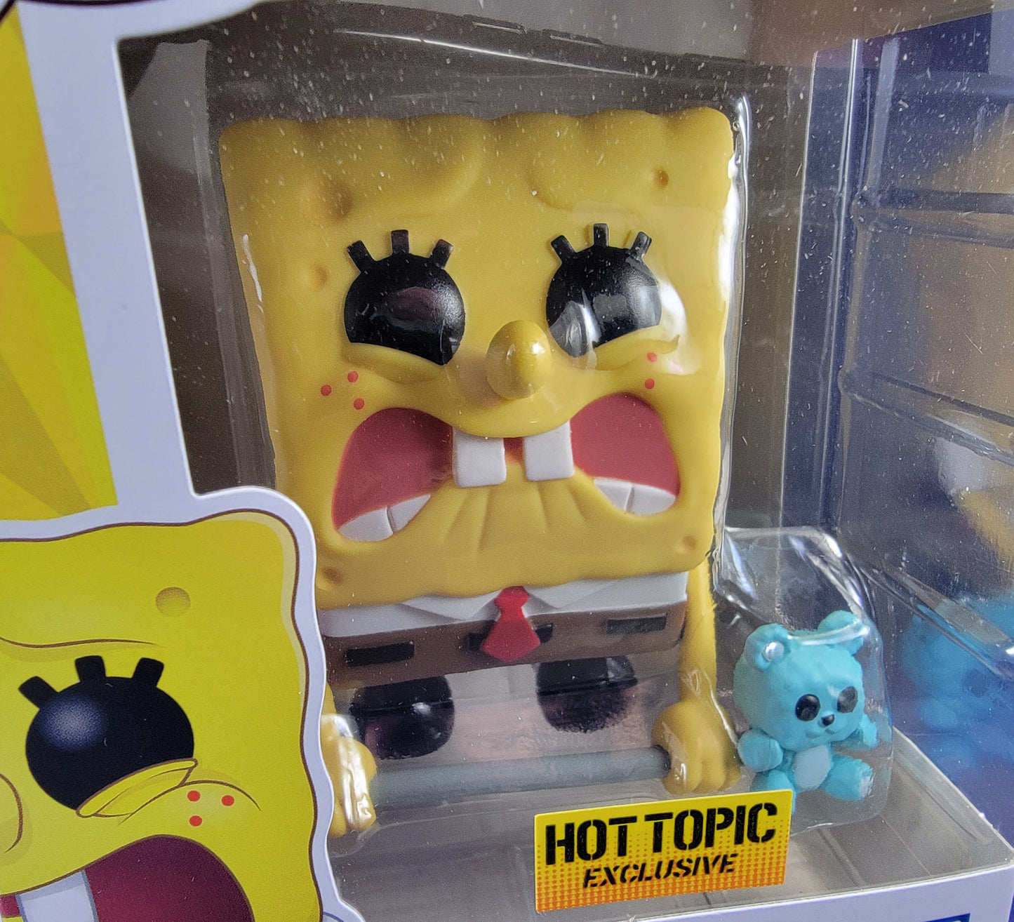 SpongeBob weightlifter hot topic exclusive funko # 917 (nib)
With pop protector