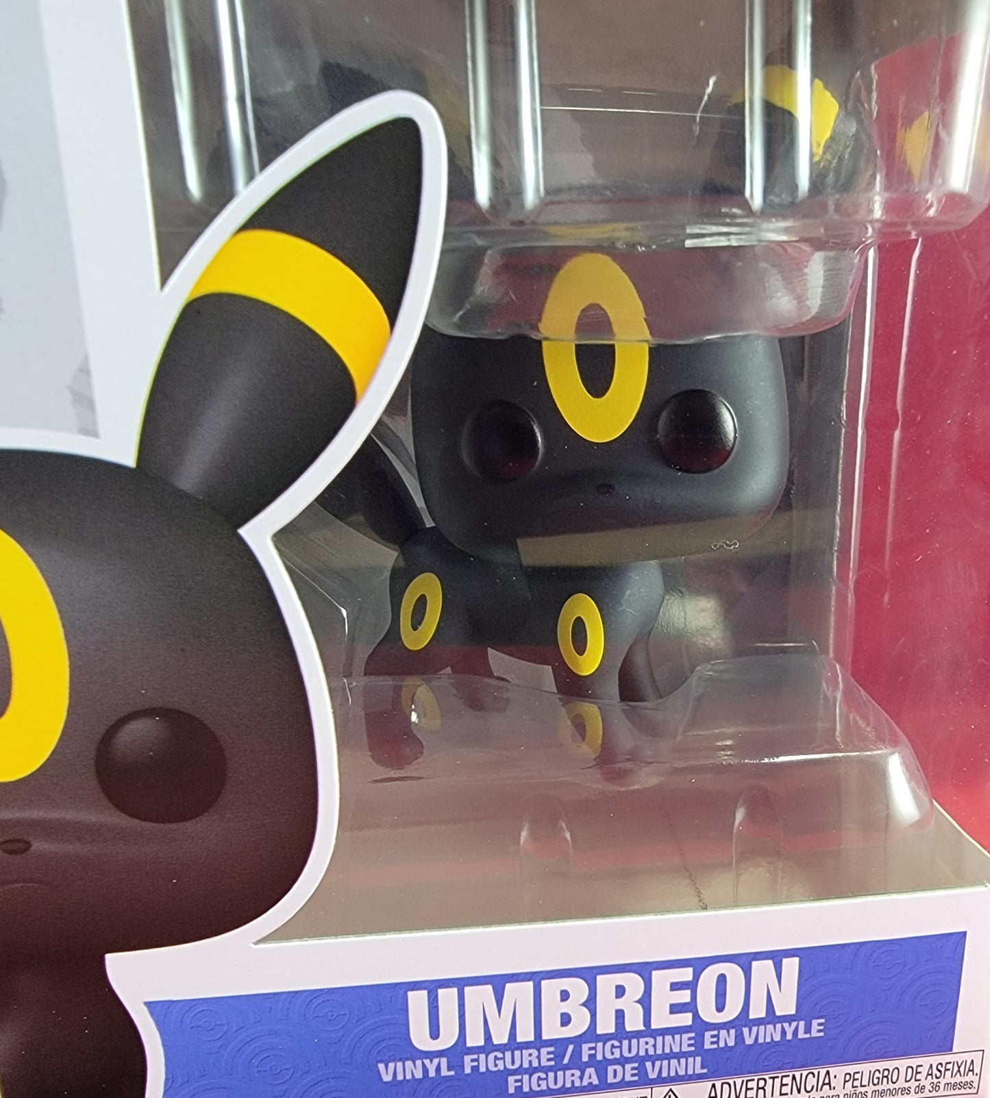 Umbreon funko #948 (nib)
With pop protector