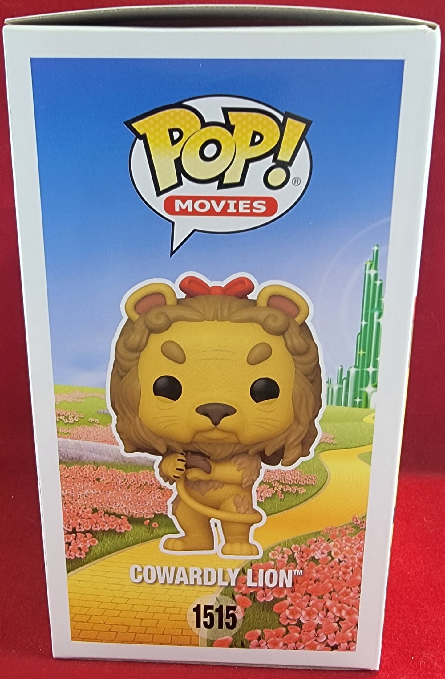 Cowardly lion chase funko # 1515 (nib)
With pop protector