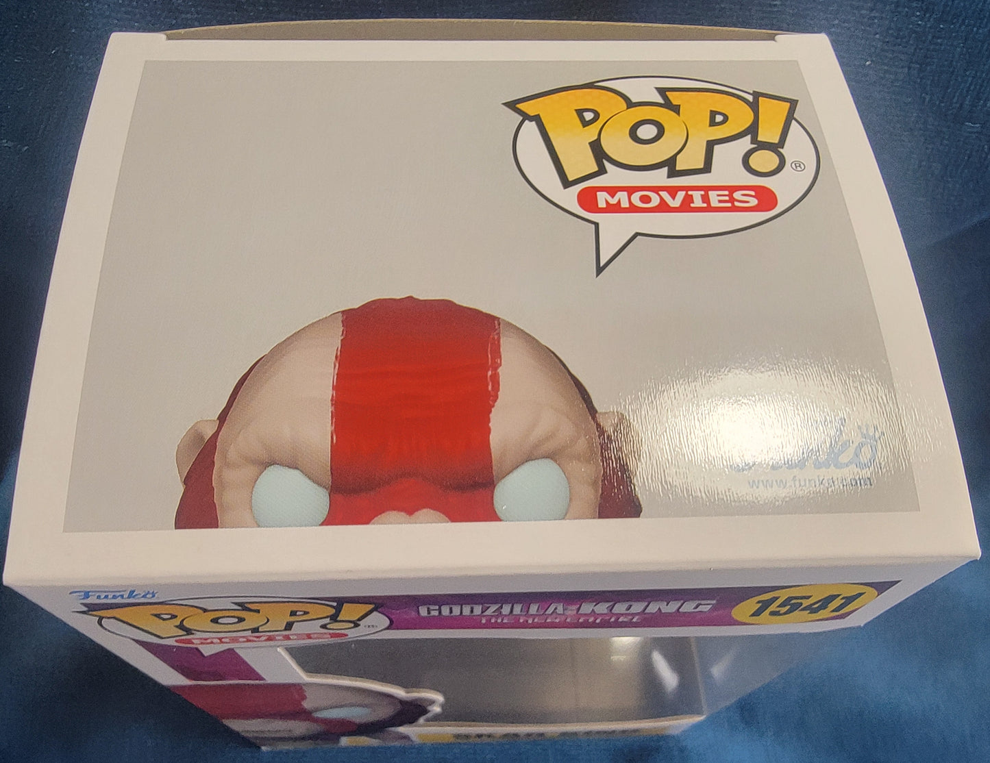 Skar king funko # 1541 (nib)
With pop protector