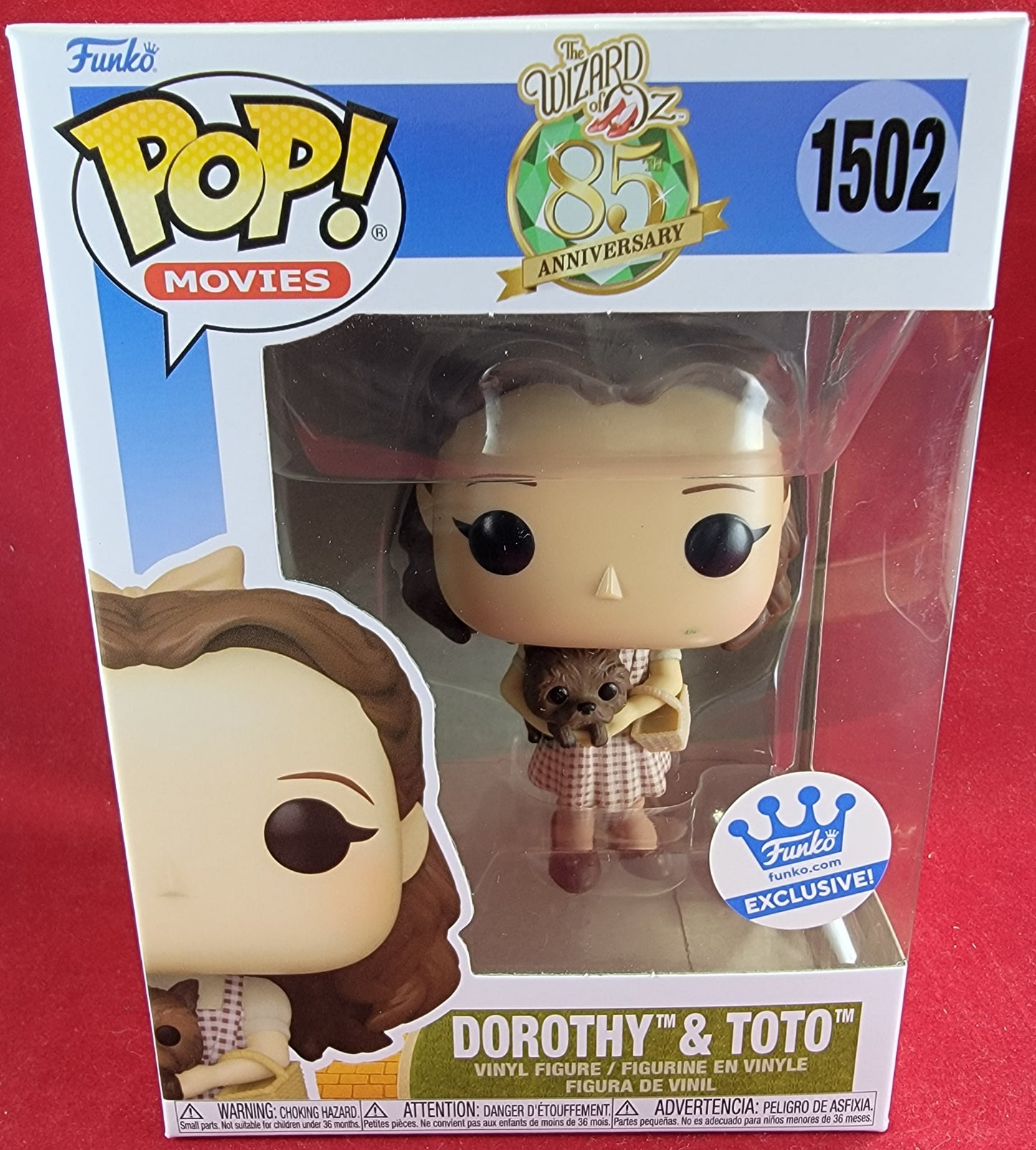 Dorothy & toto funko exclusive # 1502 (nib)
With pop protector