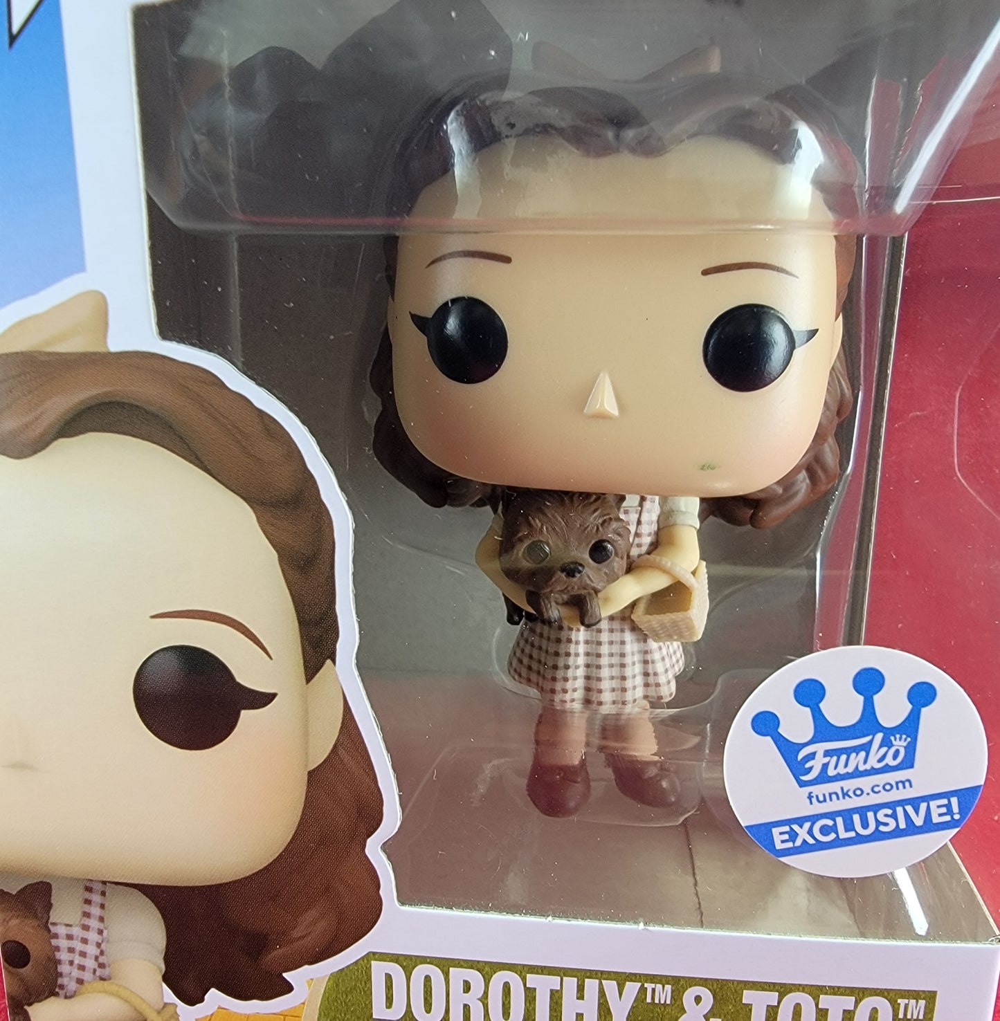 Dorothy & toto funko exclusive # 1502 (nib)
With pop protector