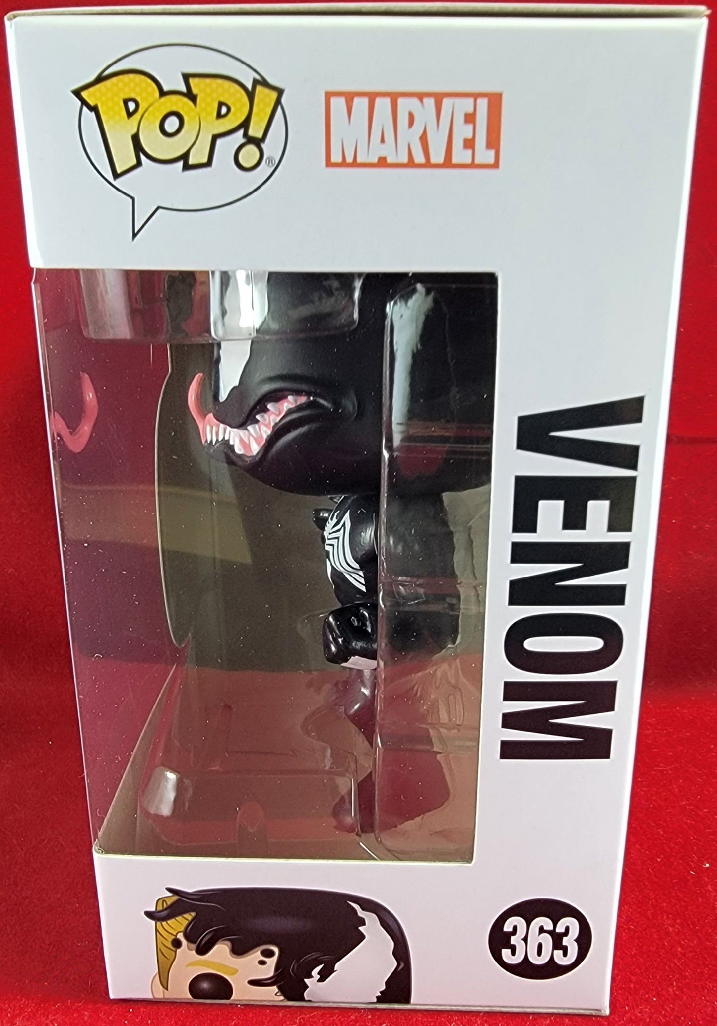 Venom funko # 363 (nib)
With pop protector