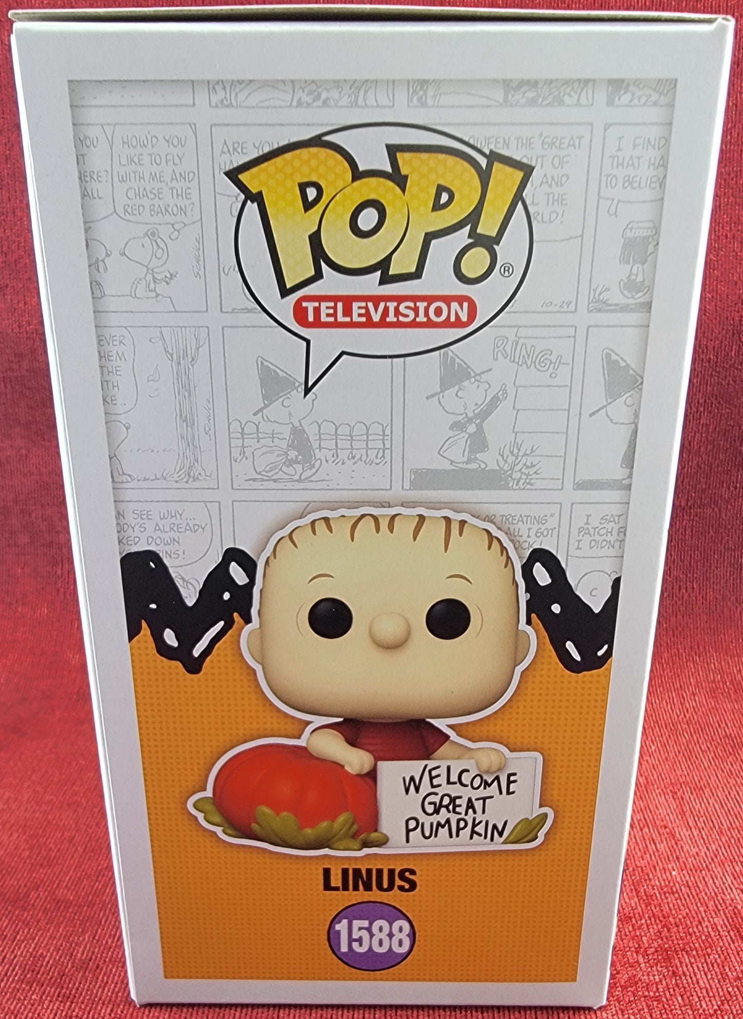 Linus funko # 1588 (nib)
With pop protector