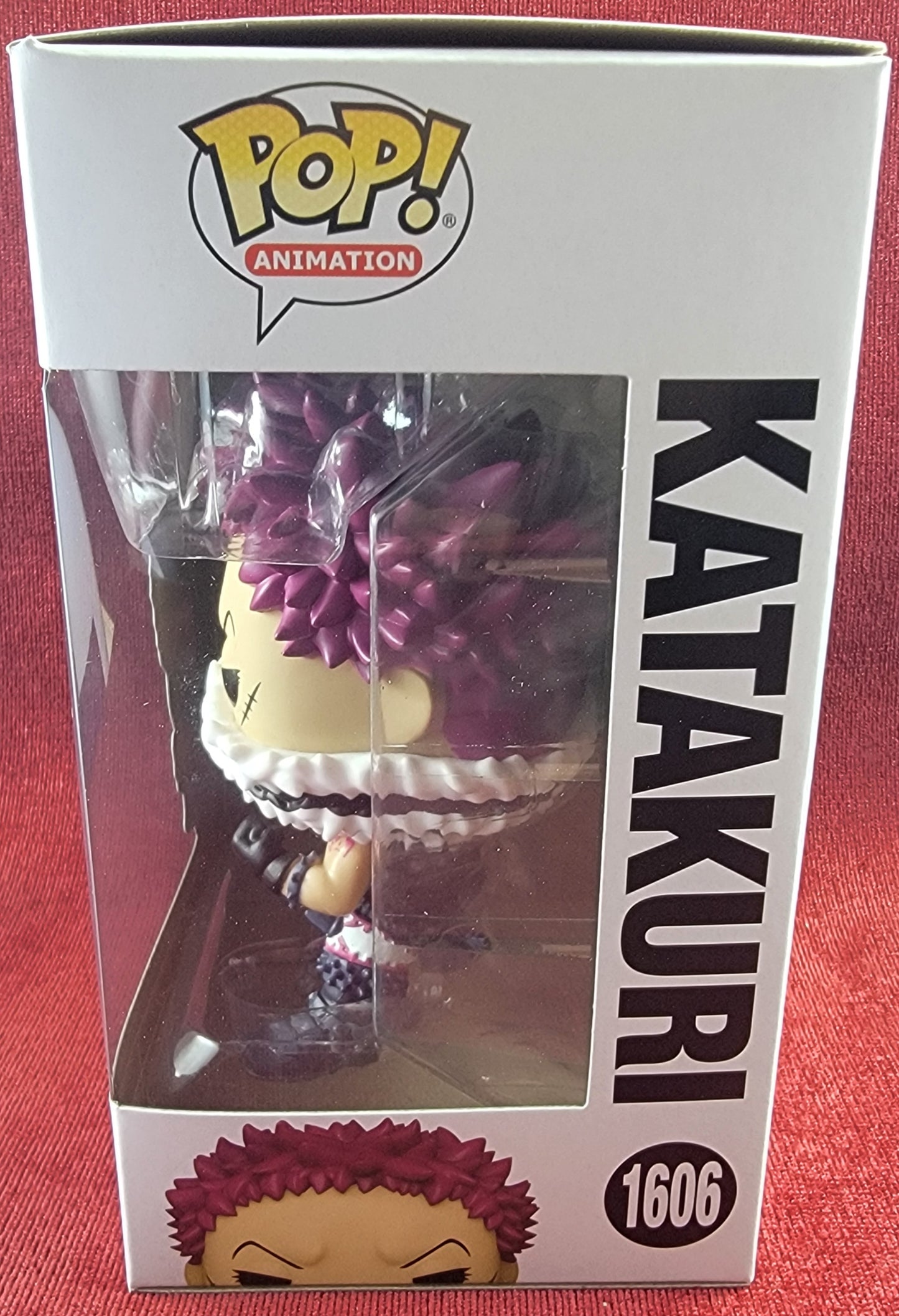 Katakuri funko # 1606 (nib)
With pop protector