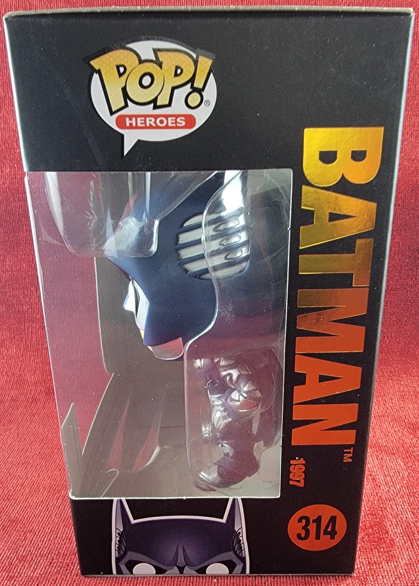 Batman funko # 314 (nib)
With pop protector