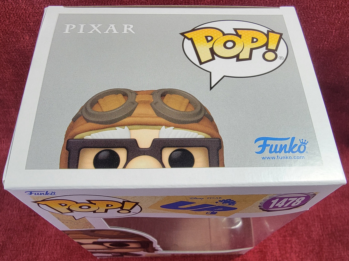 Carl funko # 1478 (nib)
With pop protector