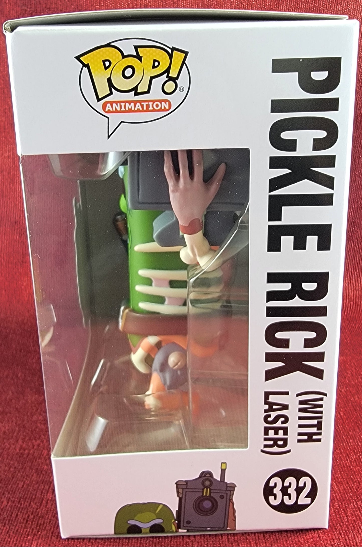 Pickle rick with laser funko # 332 (nib) 
With pop protector