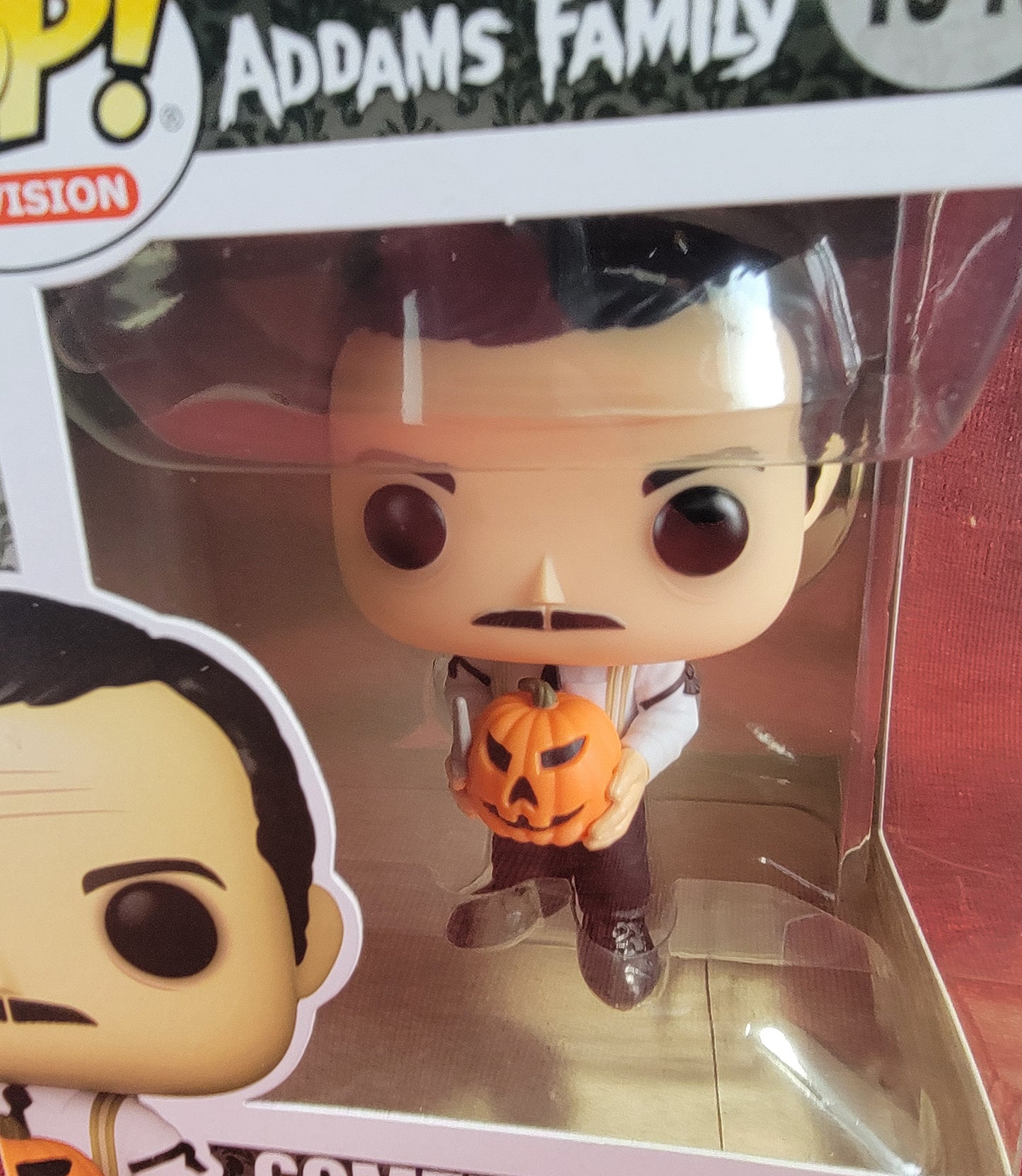 Gomez Addams funko # 1548 (nib)
With pop protector