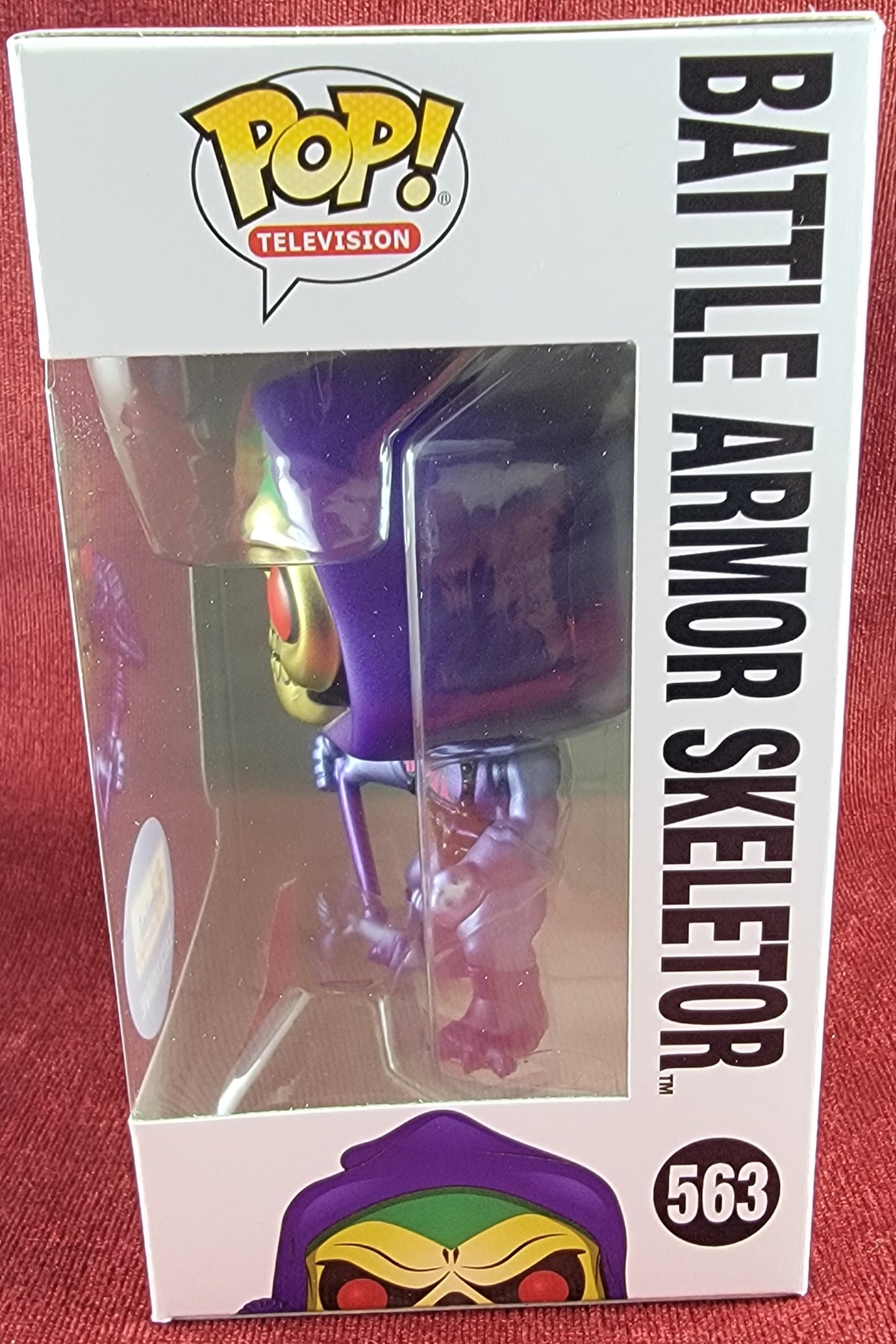 Battle armor skeletor gemini exclusive funko  # 563 (nib)
With pop protector