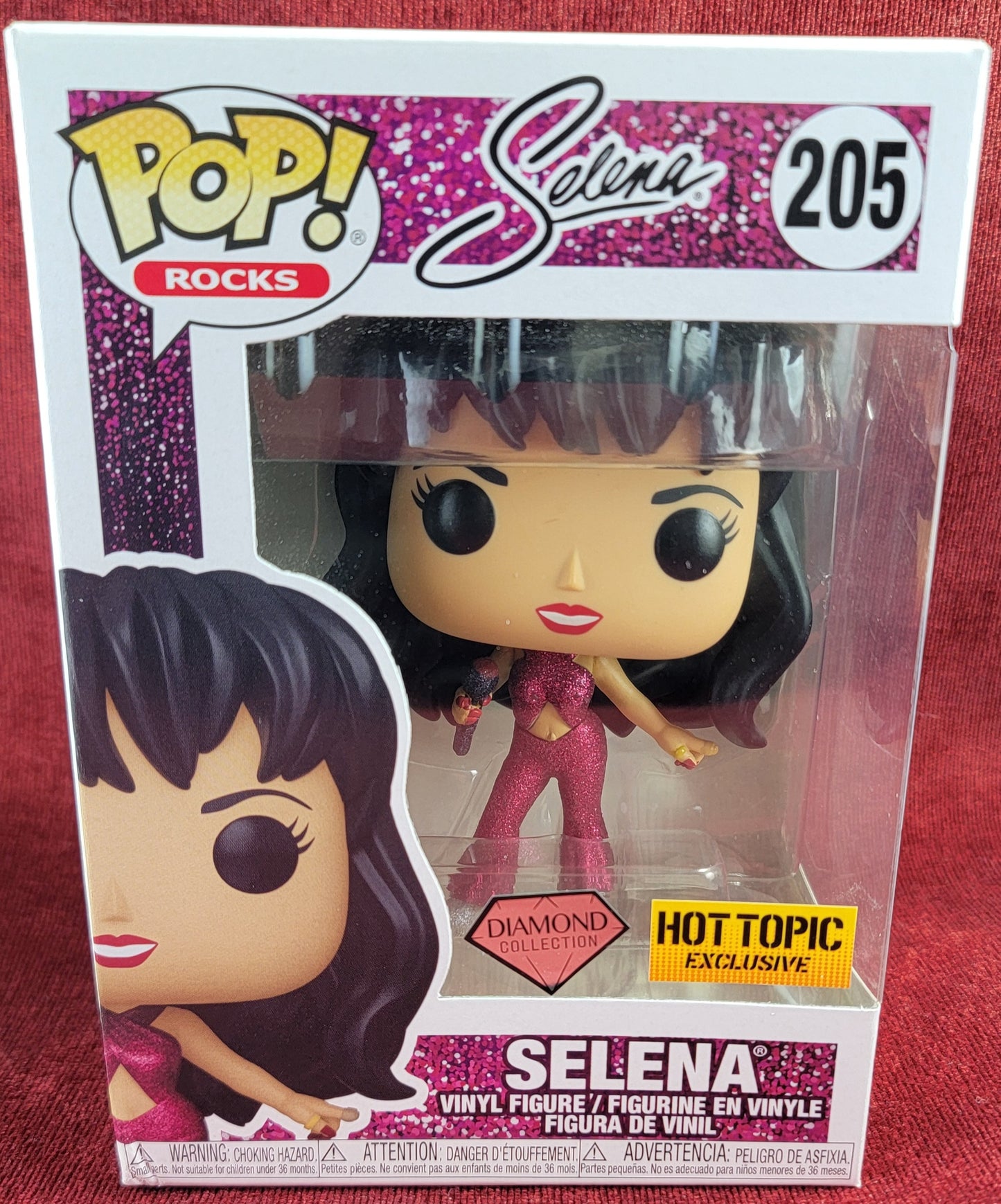 Selena hot topic exclusive funko # 205 (nib)
With pop protector