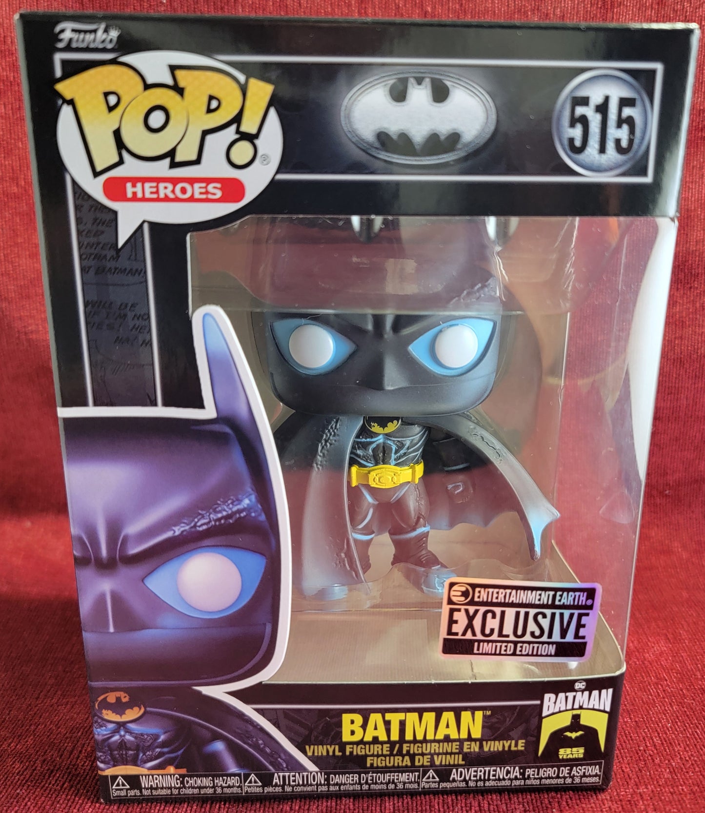 Batman entertainment earth exclusive funko  # 515 (nib)
With pop protector