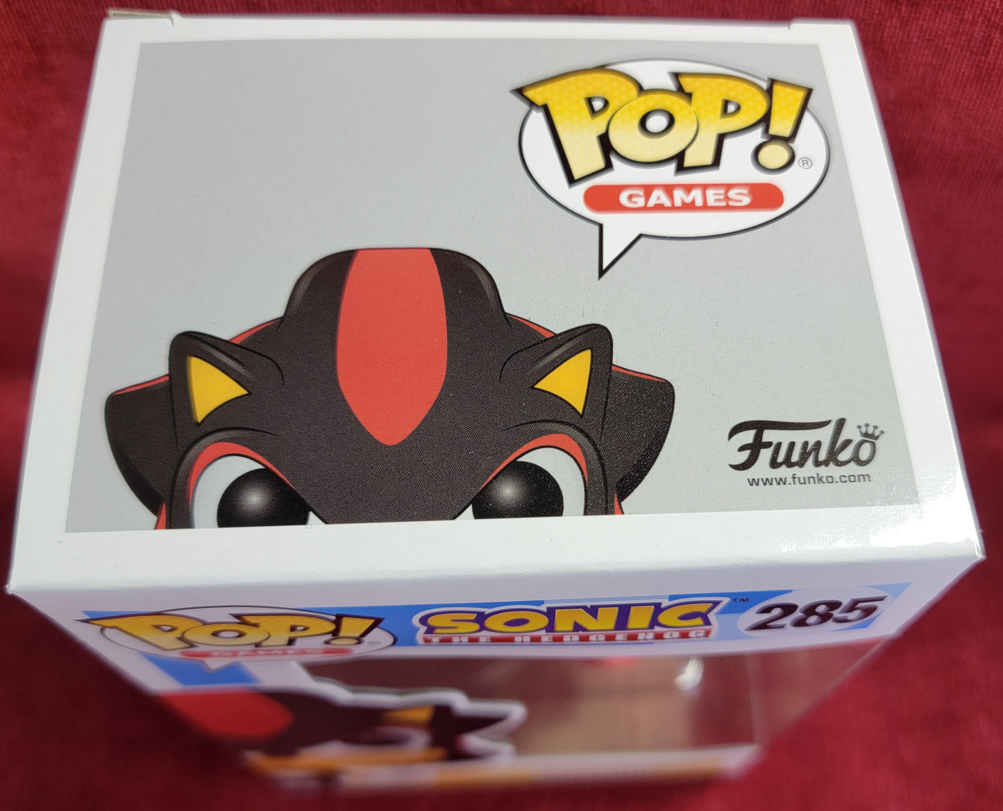 Shadow funko # 285 (nib)
With pop protector