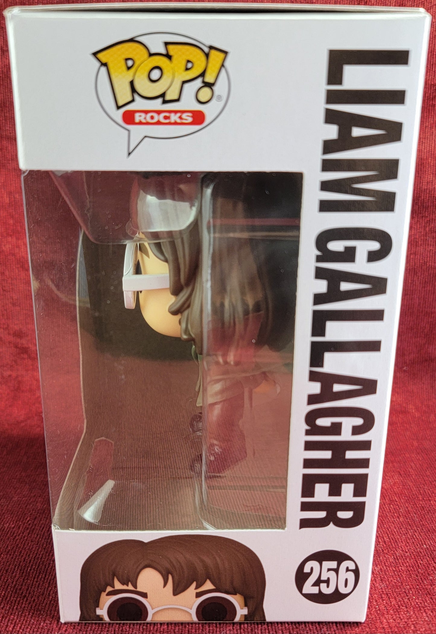 Liam Gallagher funko # 256 (nib)
With pop protector