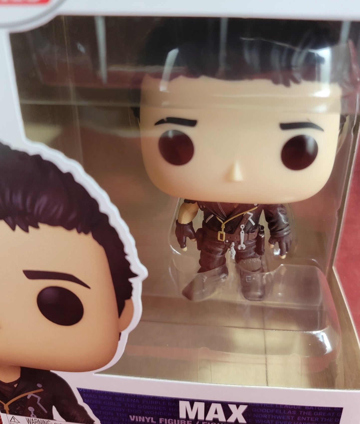 Max funko # 1469 (nib)
With pop protector