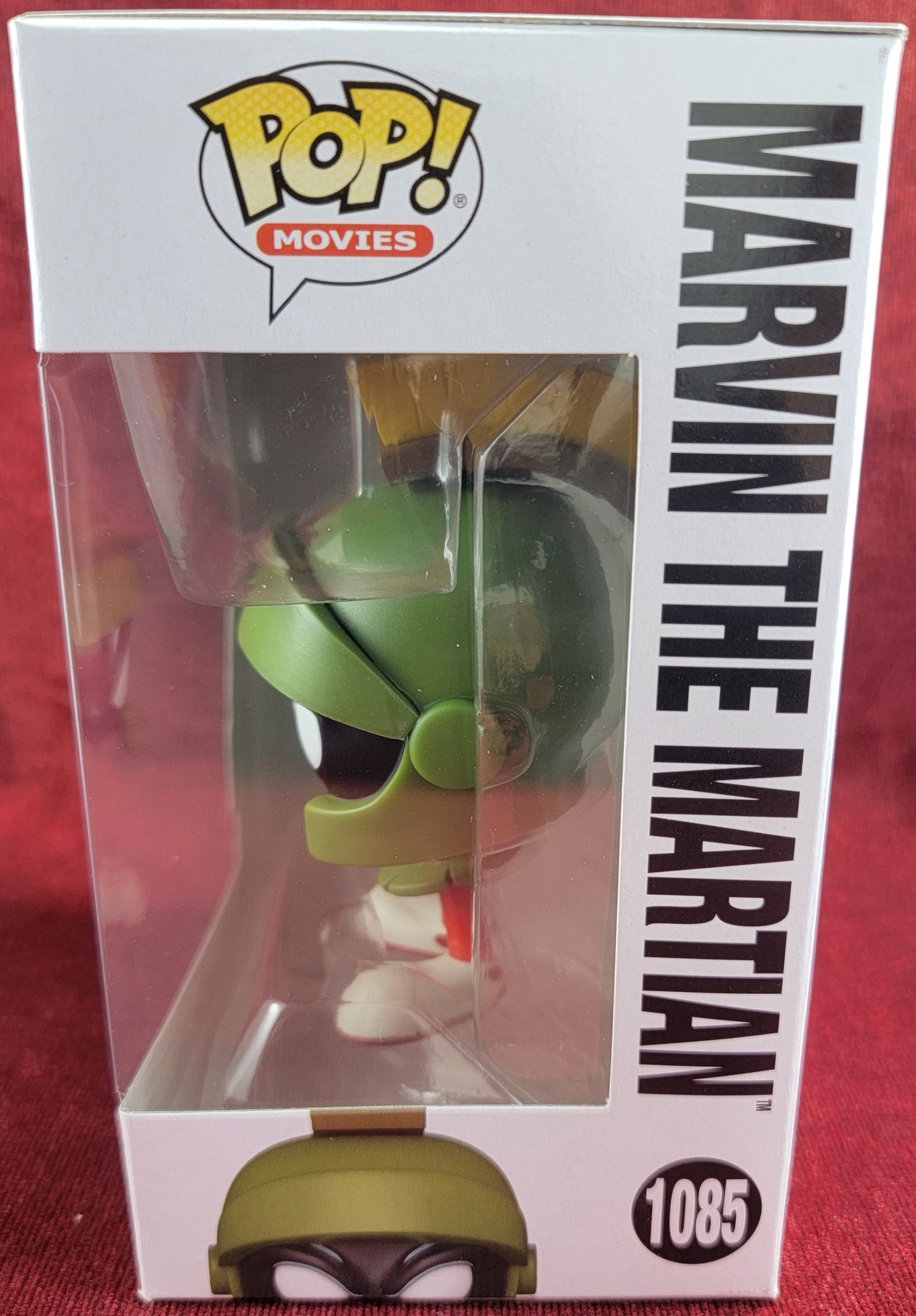 Marvin the Martian funko # 1085 (nib)
With pop protector