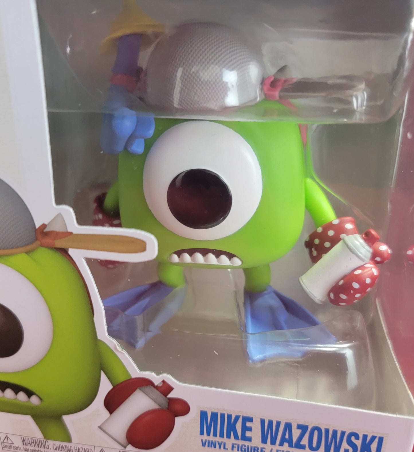 Mike Mazowski funko # 1155 (nib)
With pop protector