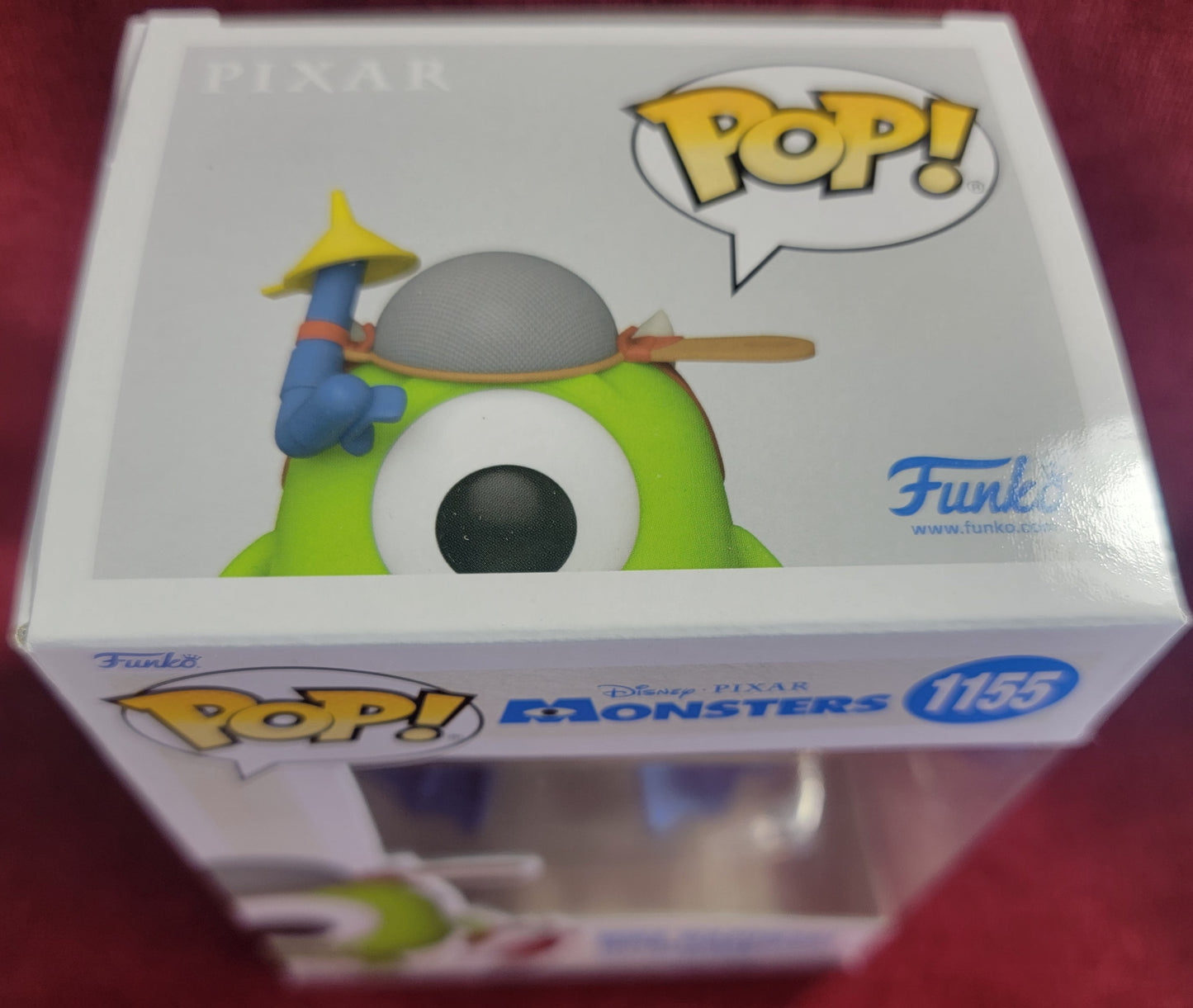 Mike Mazowski funko # 1155 (nib)
With pop protector