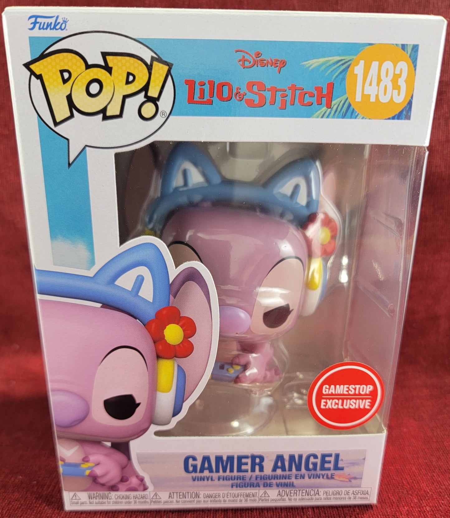 Gamer angel gamestop exclusive funko # 1483 (nib)
With pop protector