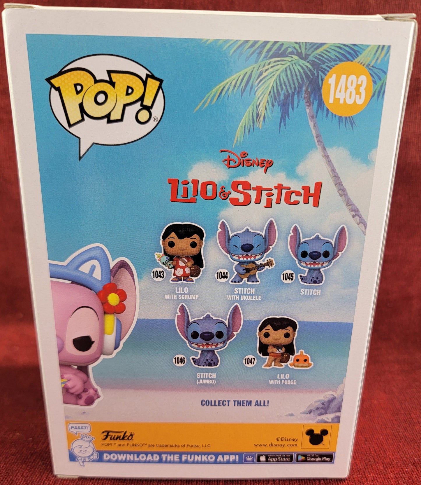 Gamer angel gamestop exclusive funko # 1483 (nib)
With pop protector