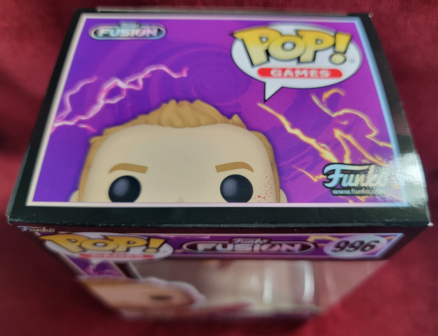 Shaun funko # 996 (nib)
With pop protector