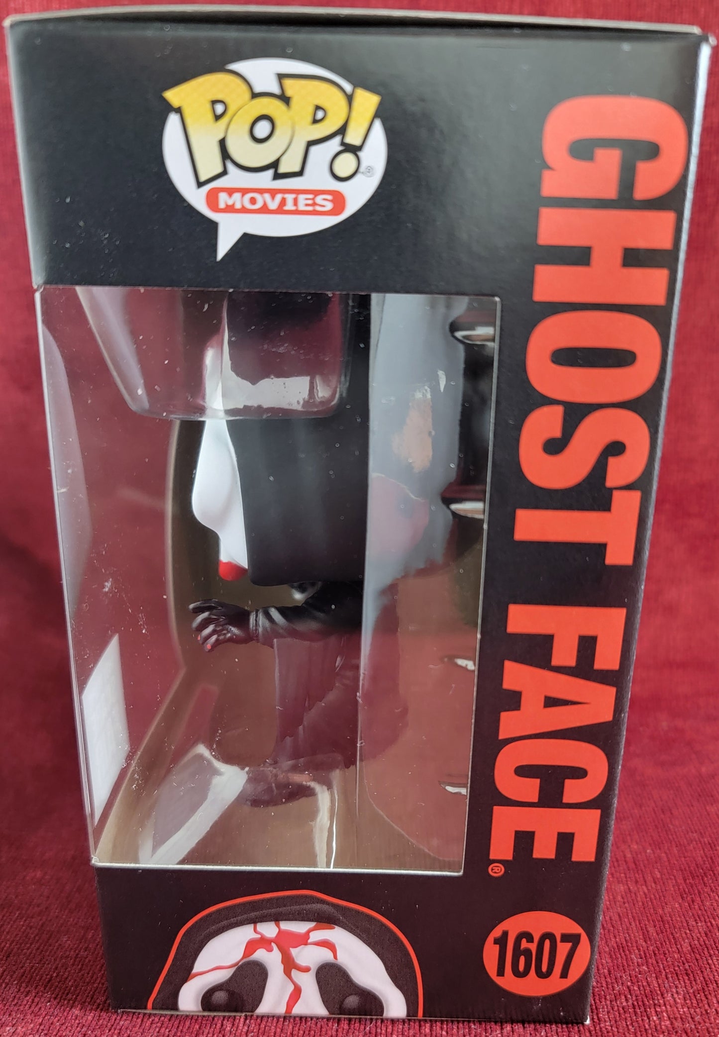 Ghost face hot topic exclusive funko # 1607 (nib) 
With pop protector