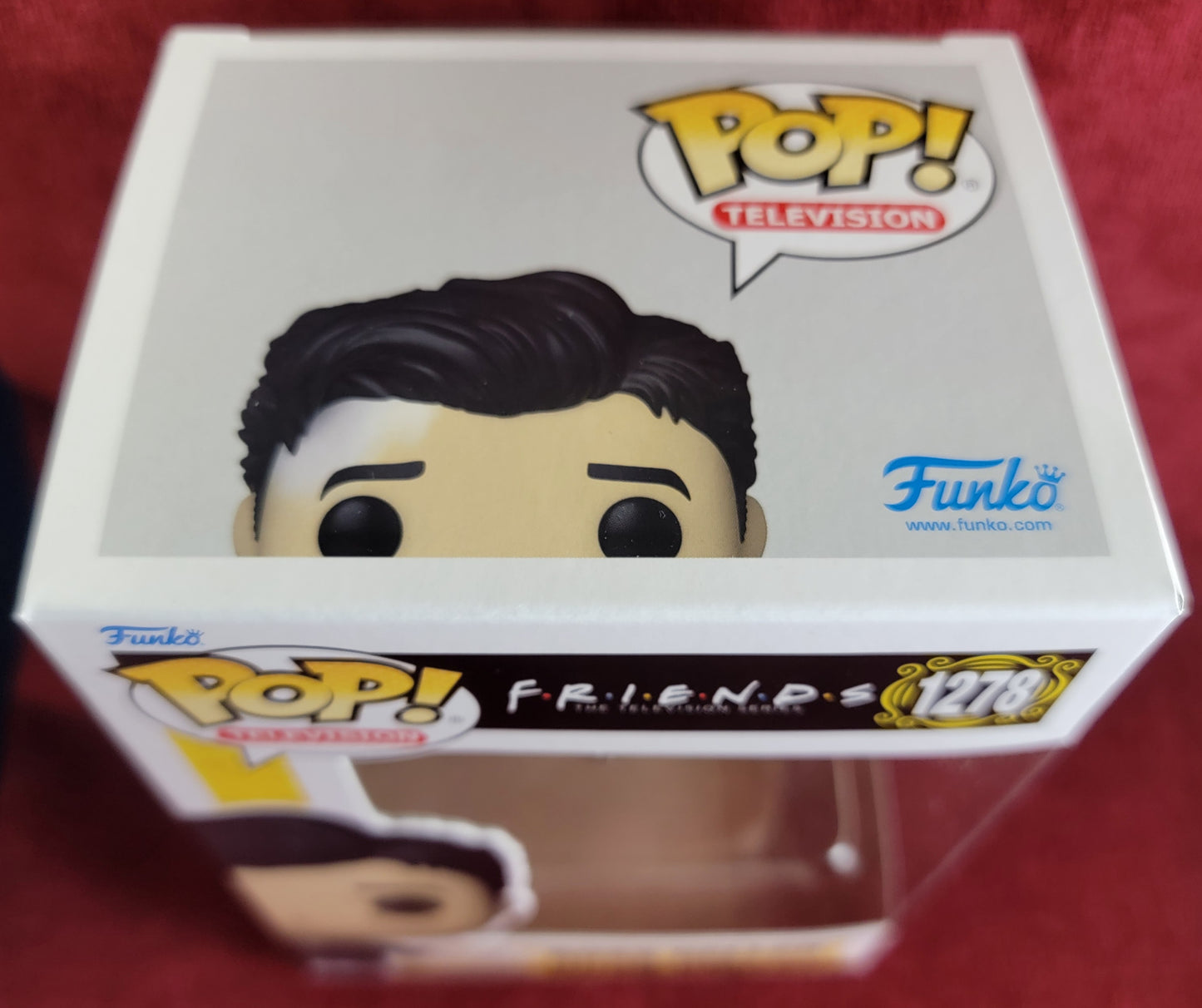 Ross geller funko # 1278 (nib)
With pop protector