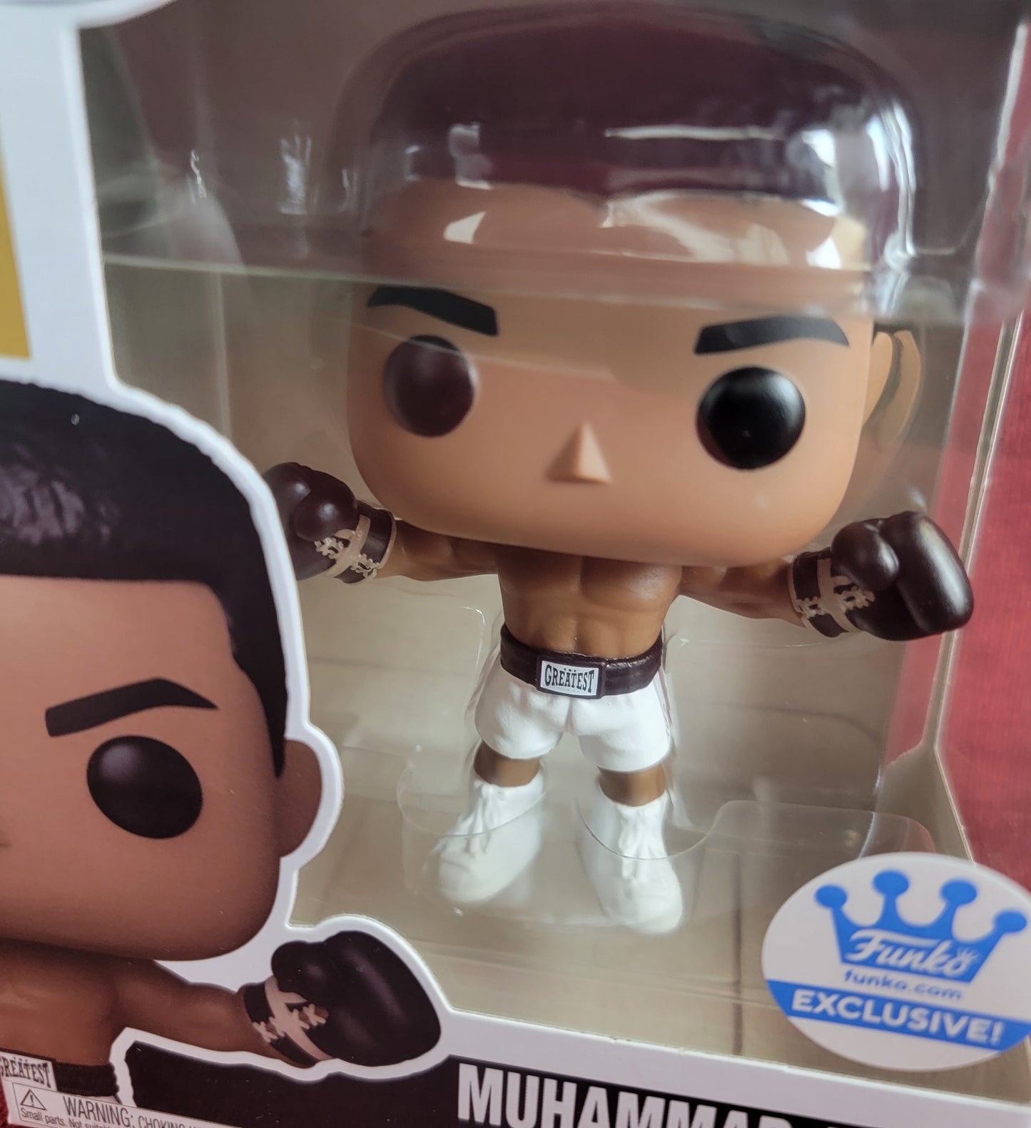 Muhammad Ali funko exclusive # 80 (nib)
With pop protector