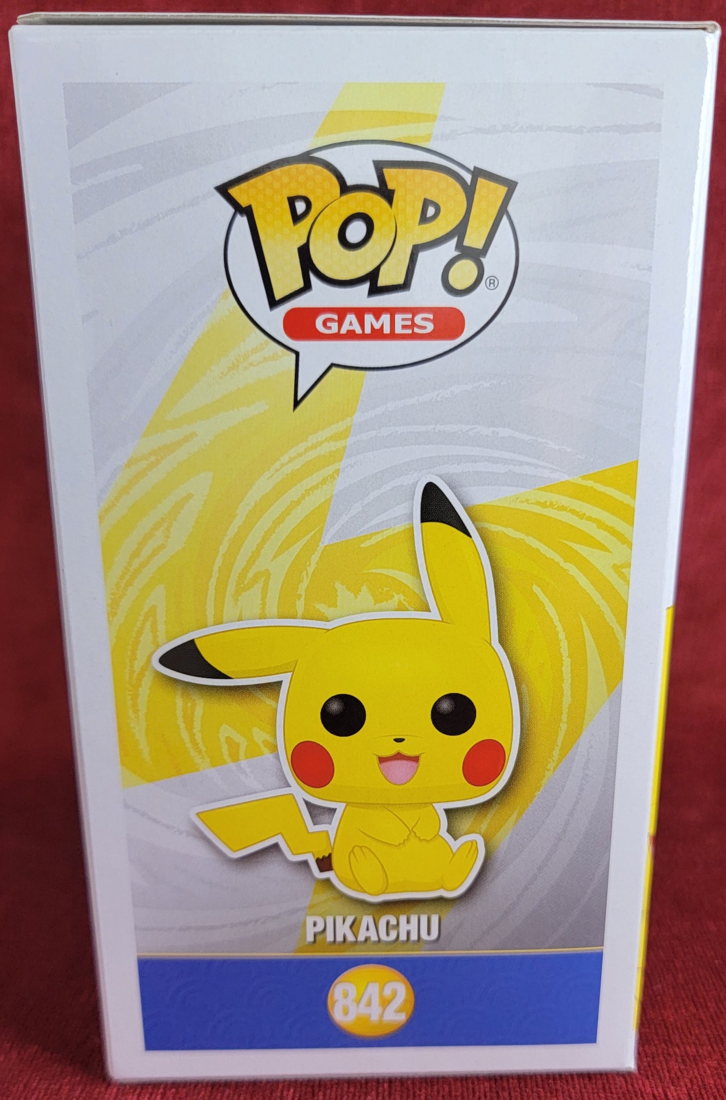 Pikachu funko # 842 (nib)
With pop protector