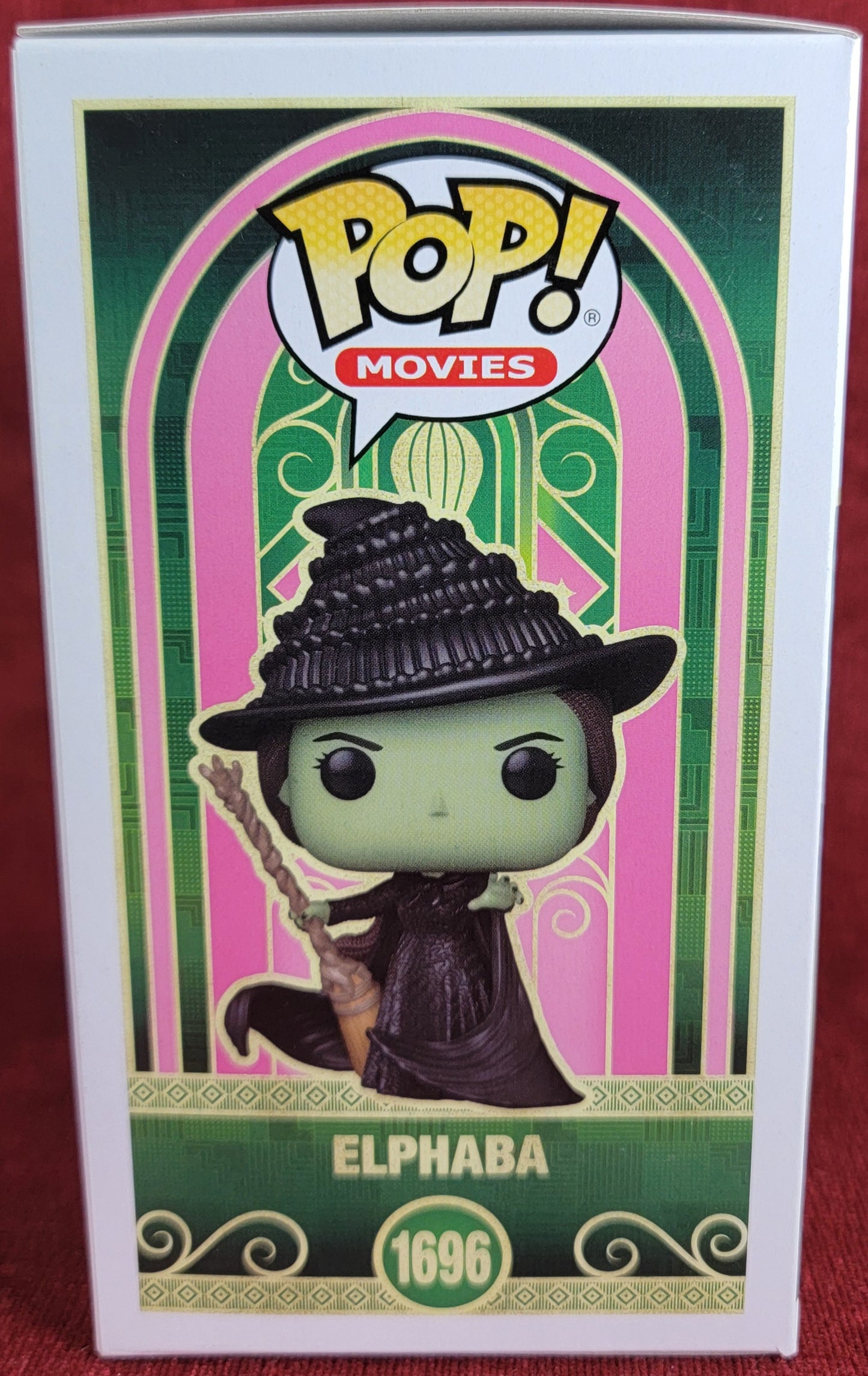 Elphaba funko # 1696 (nib)
With pop protector