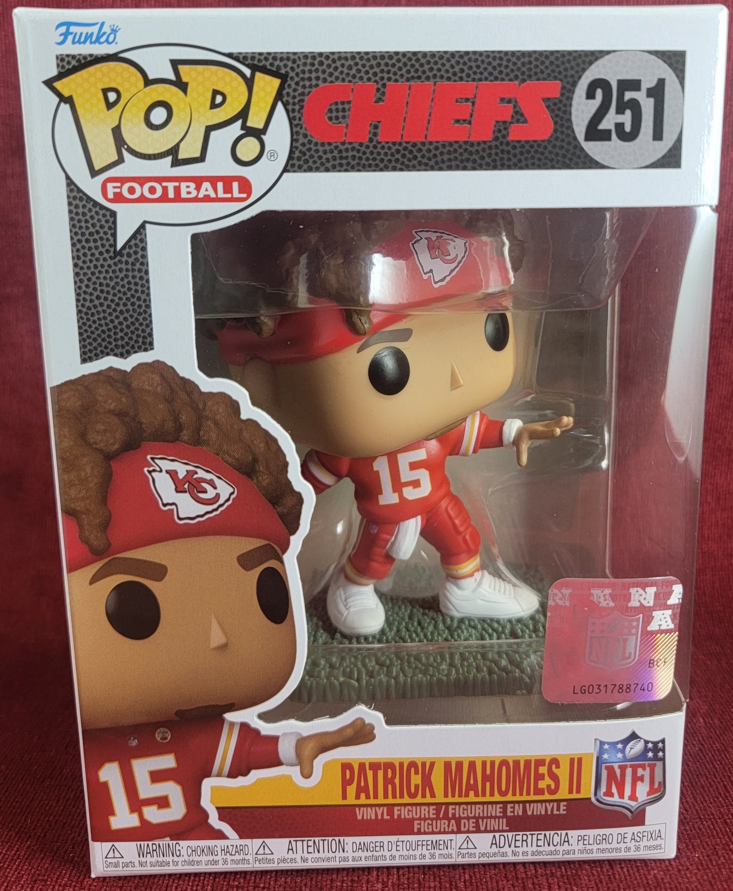 Patrick Mahomes II funko # 251 (nib)
With pop protector