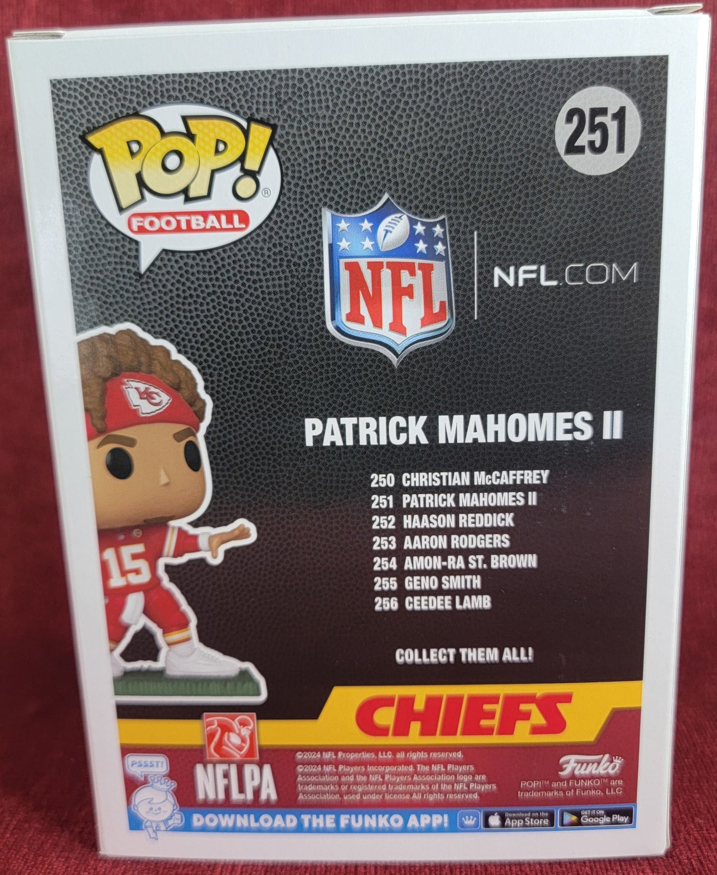 Patrick Mahomes II funko # 251 (nib)
With pop protector