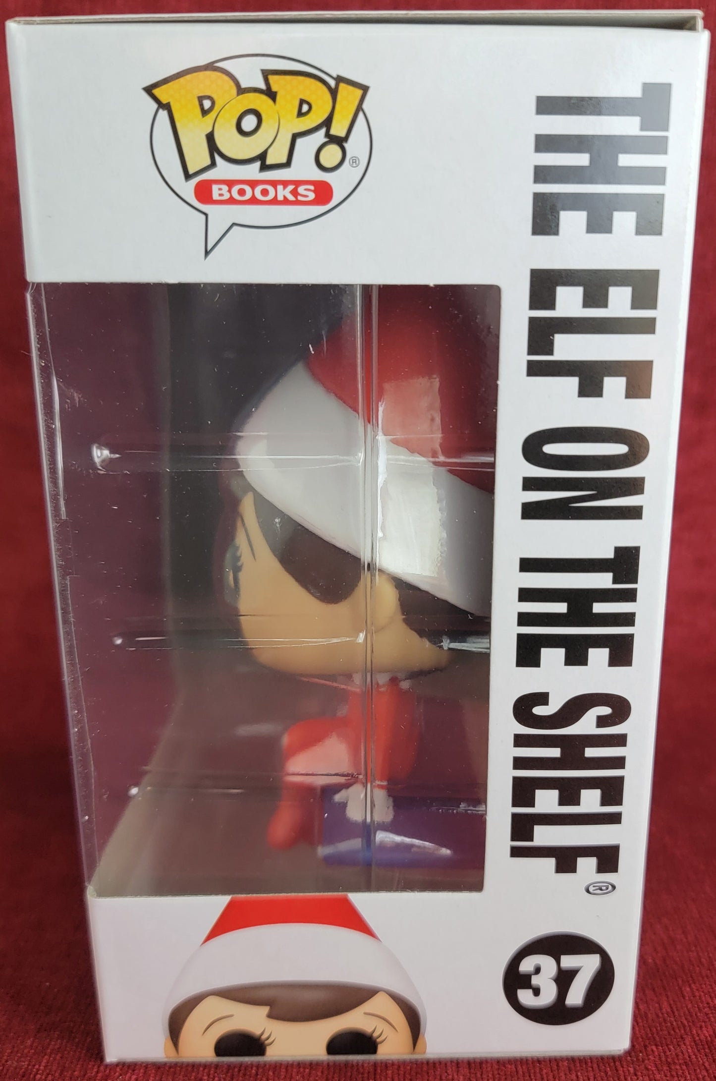 The elf on the shelf funko # 37 (nib)
With pop protector