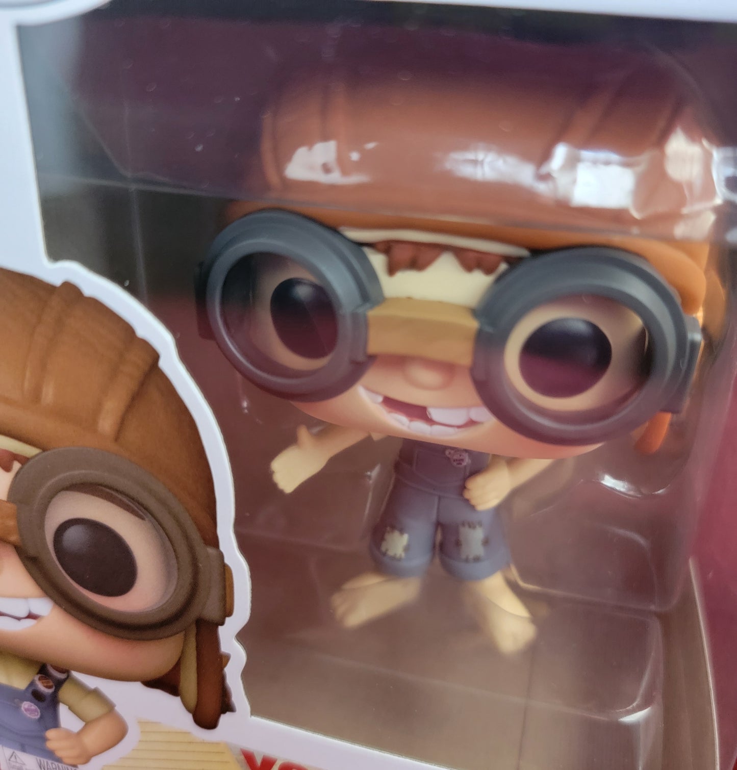 Young ellie funko # 1481 (nib)
With pop protector