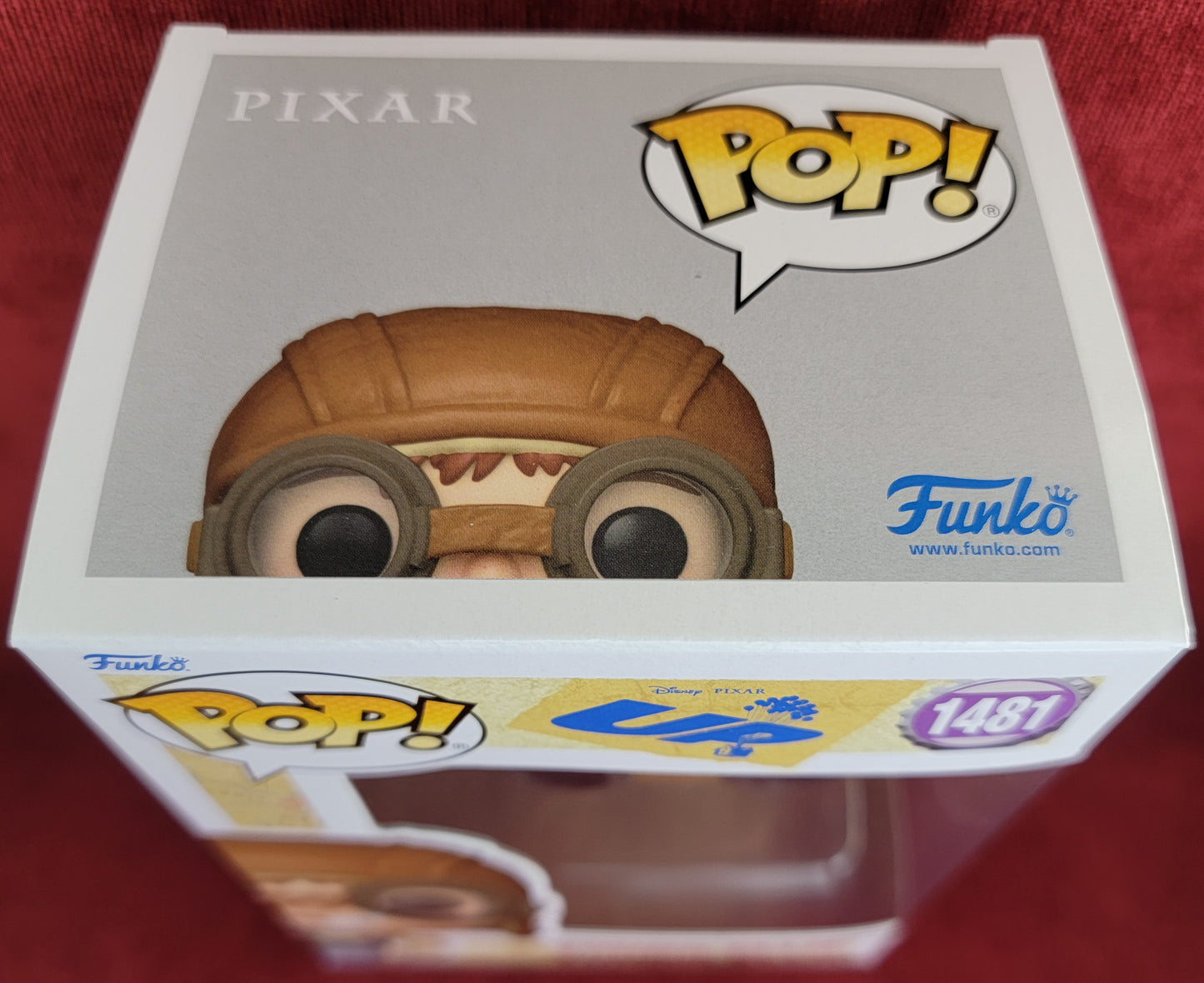 Young ellie funko # 1481 (nib)
With pop protector