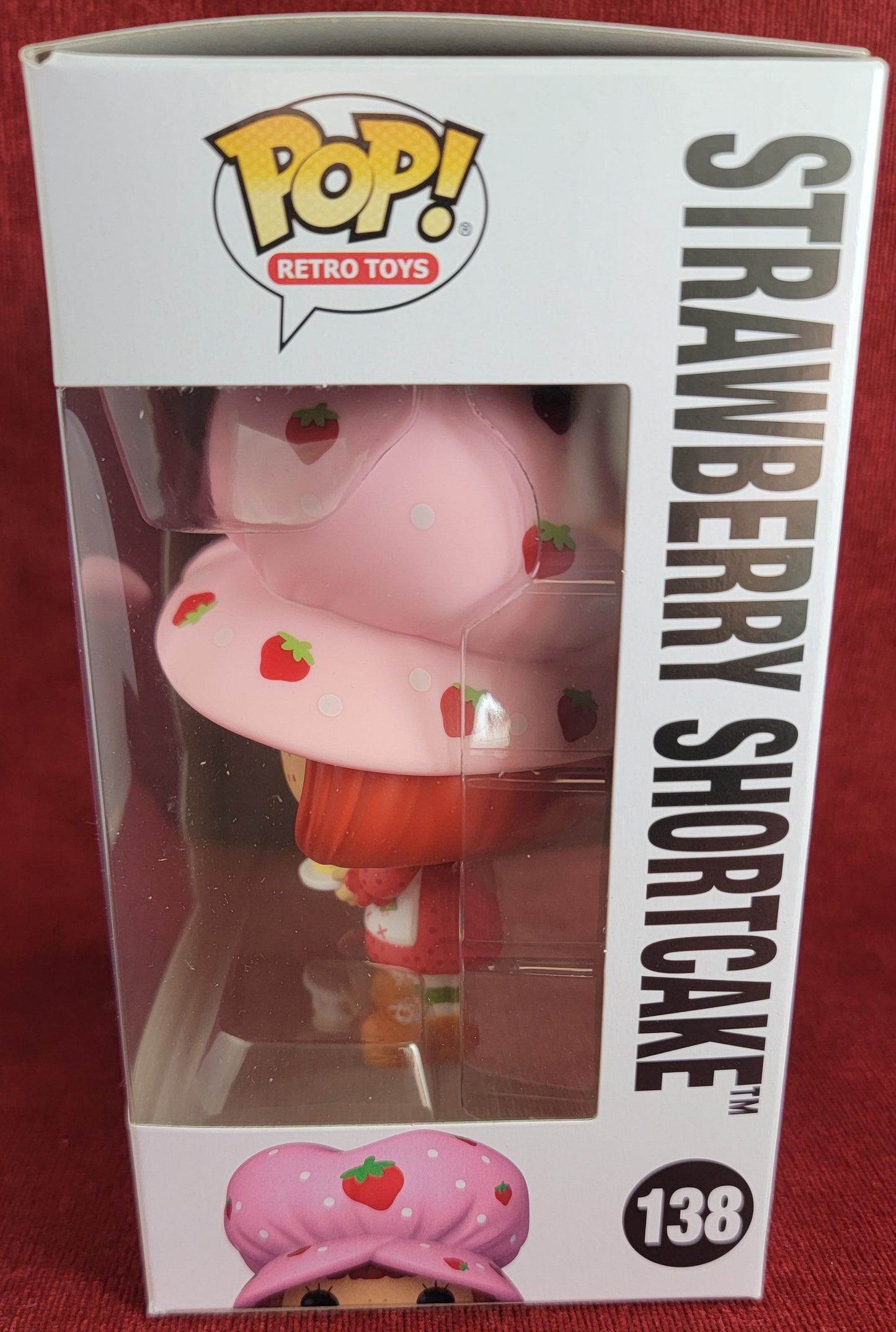 Strawberry shortcake funko # 138 (nib)
With pop protector