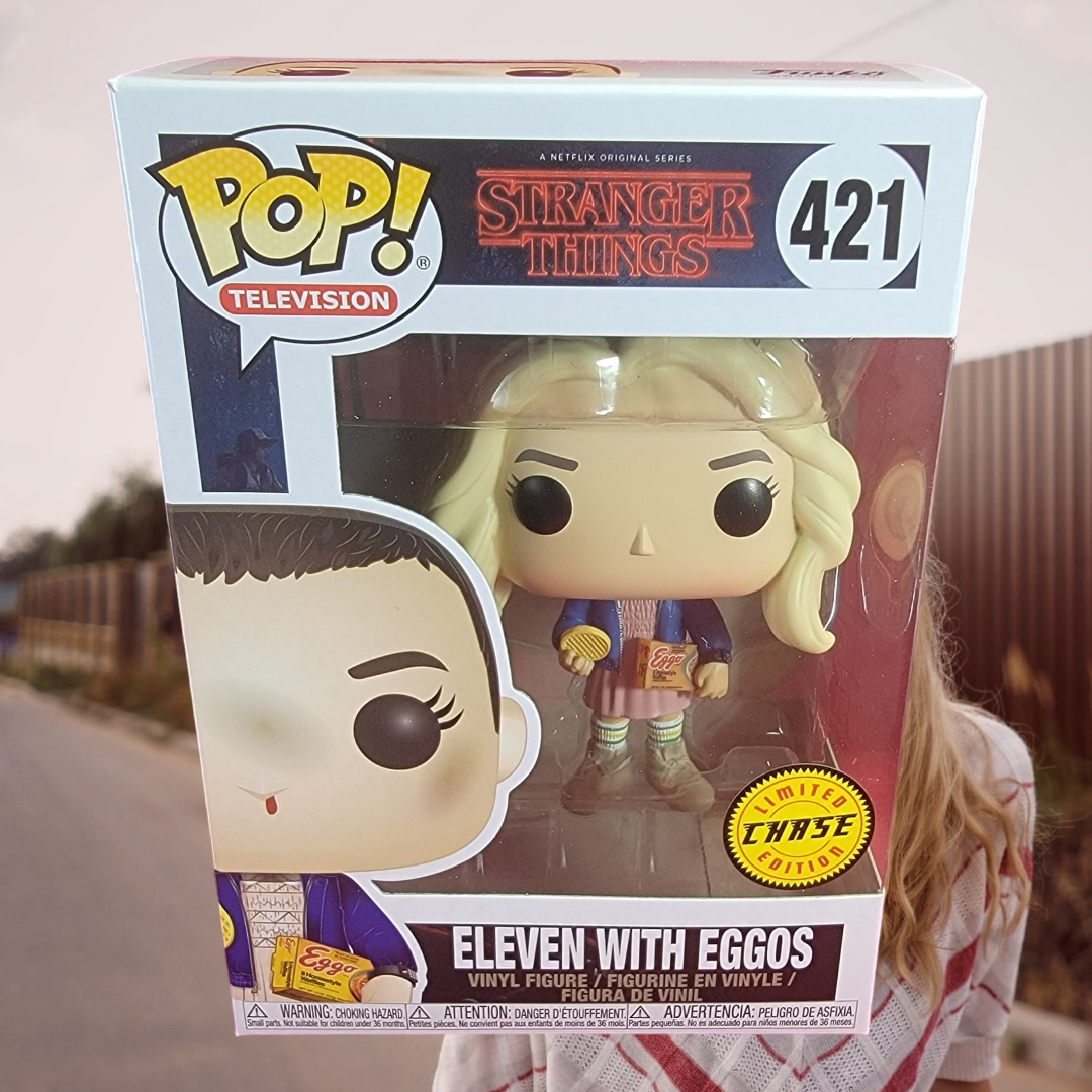 Eleven with eggos chase funko # 421 (nib)