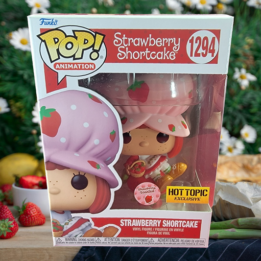 Strawberry shortcake hot topic exclusive funko # 1294 (nib)
With pop protector