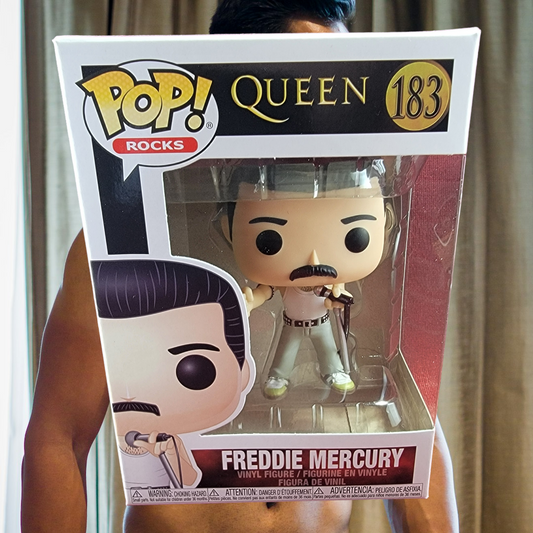 Freddie mercury funko # 183 (nib)
With pop protector